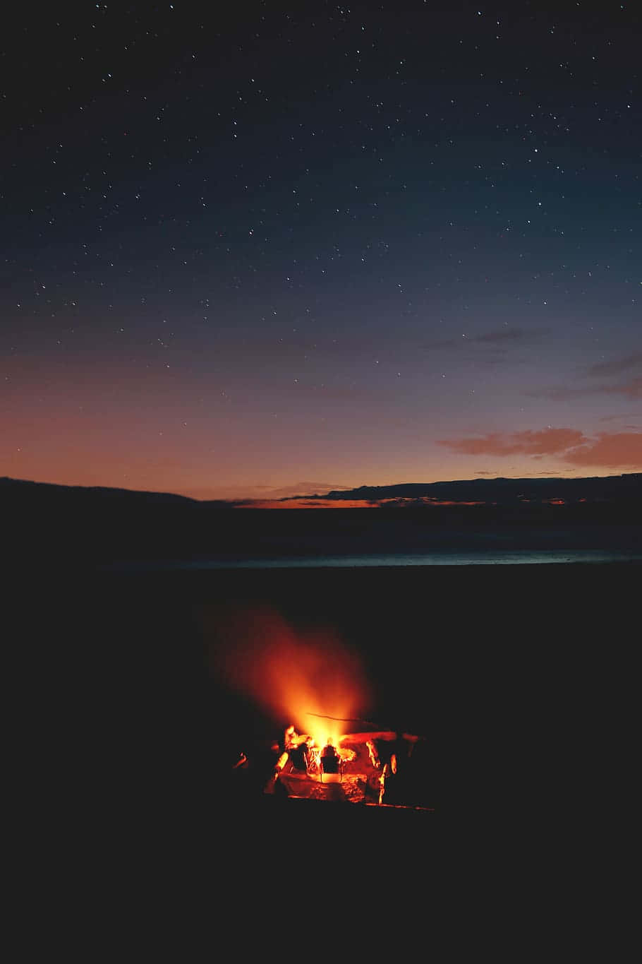 beach camping, campfire, starry twilight sky, HD Phone Wallpaper