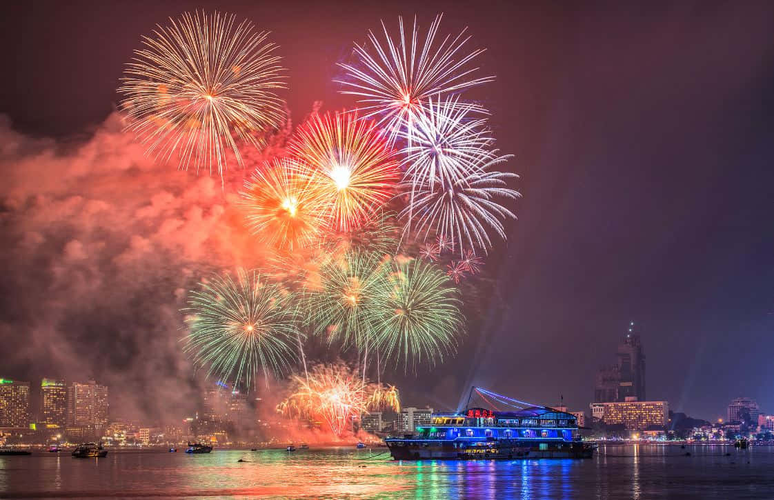 Beach Party, fireworks, city skyline, SD Desktop Wallpaper