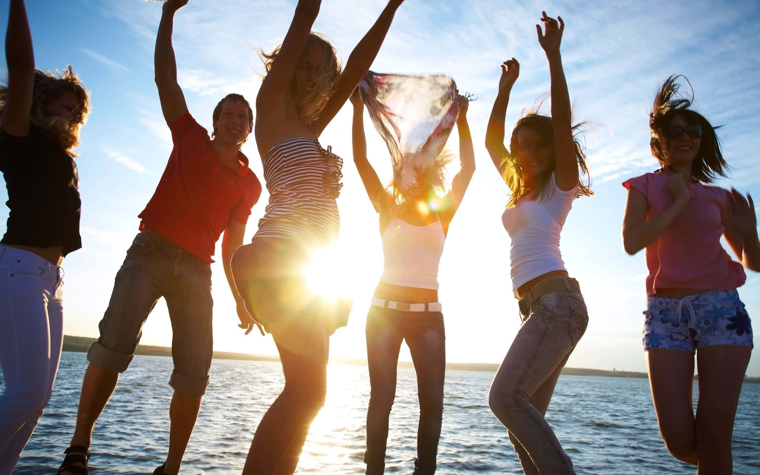 Beach Dance Party, golden sunset, beach, 2K Desktop Wallpaper