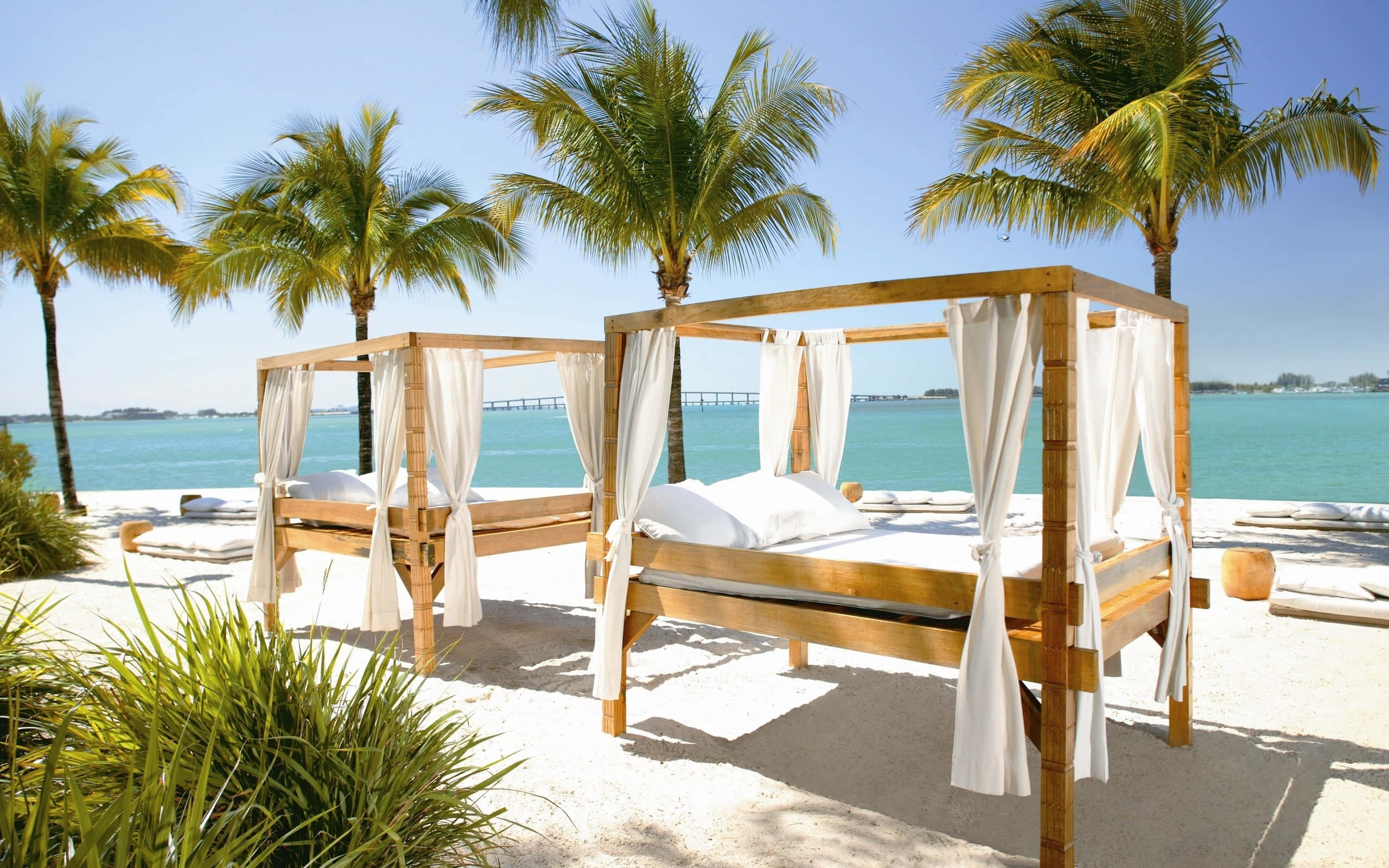 beach daybed, wooden canopy beds, white drapes, 2K Desktop Wallpaper