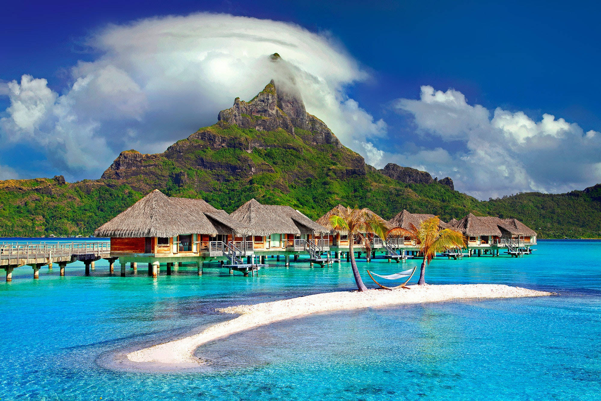 overwater bungalows, thatched roofs, turquoise lagoon water, Full HD Desktop Wallpaper