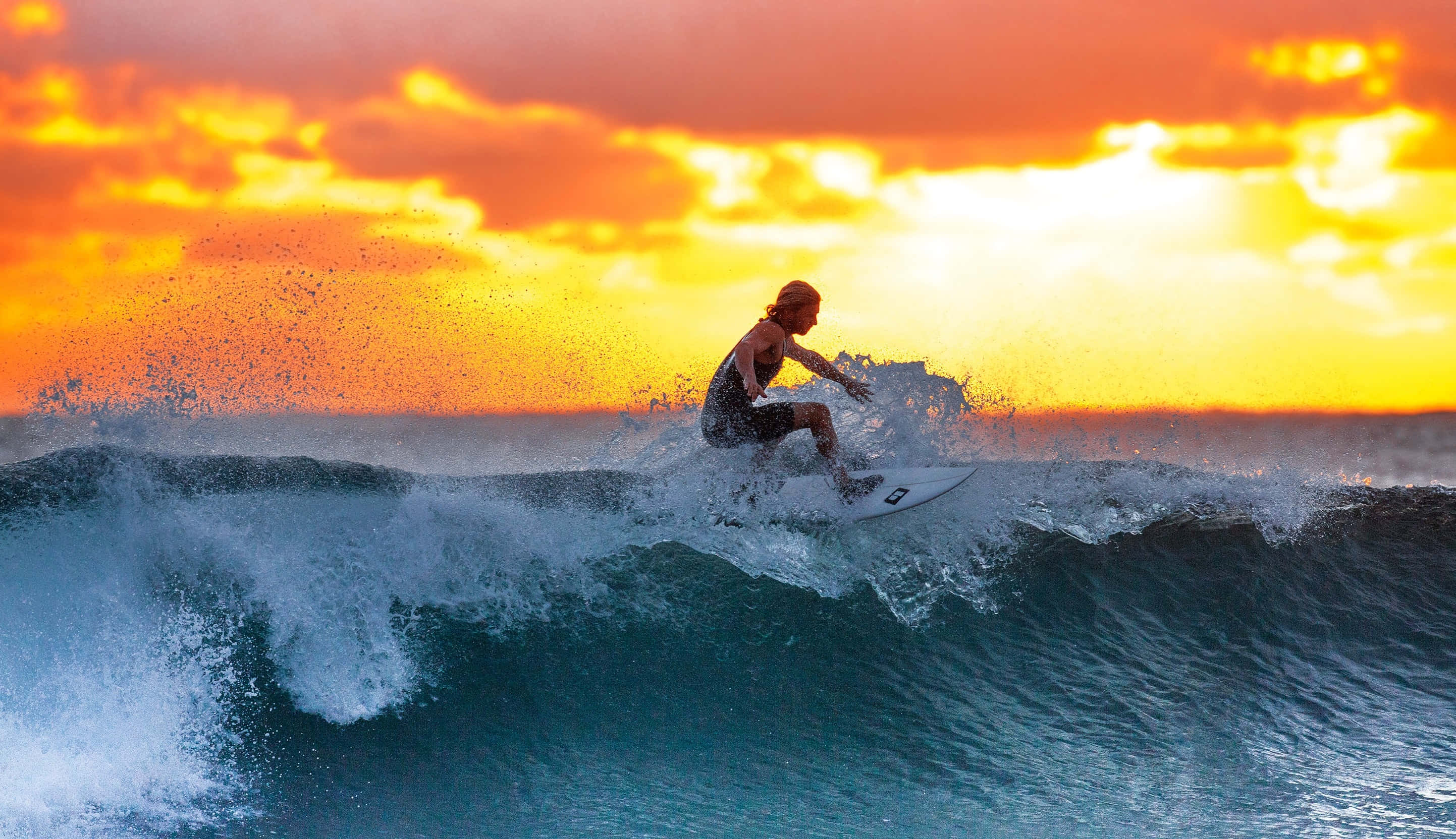 surfer, ocean wave, sunset, 2K Desktop Wallpaper