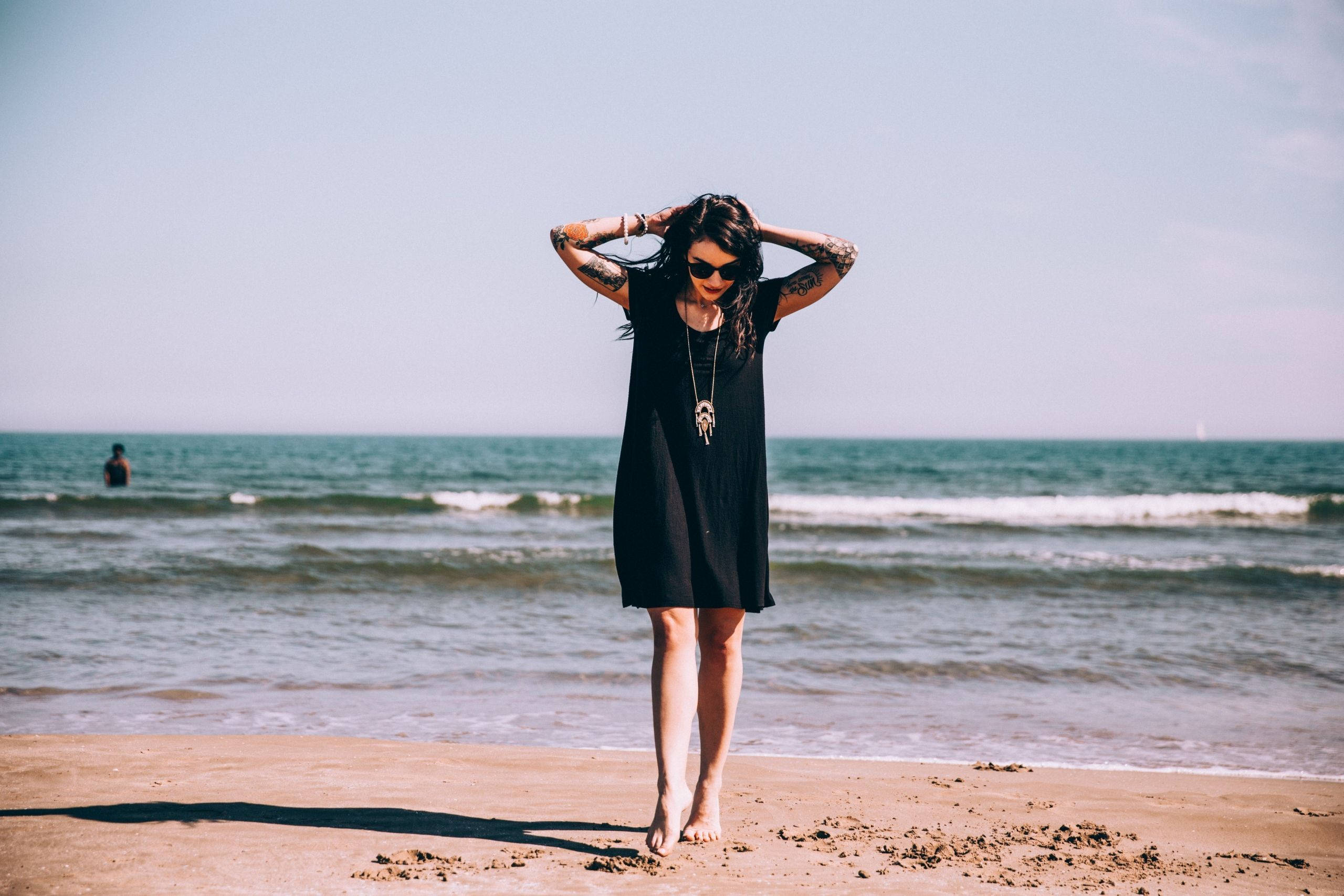 woman, black dress, sandy beach, 2K Desktop Wallpaper