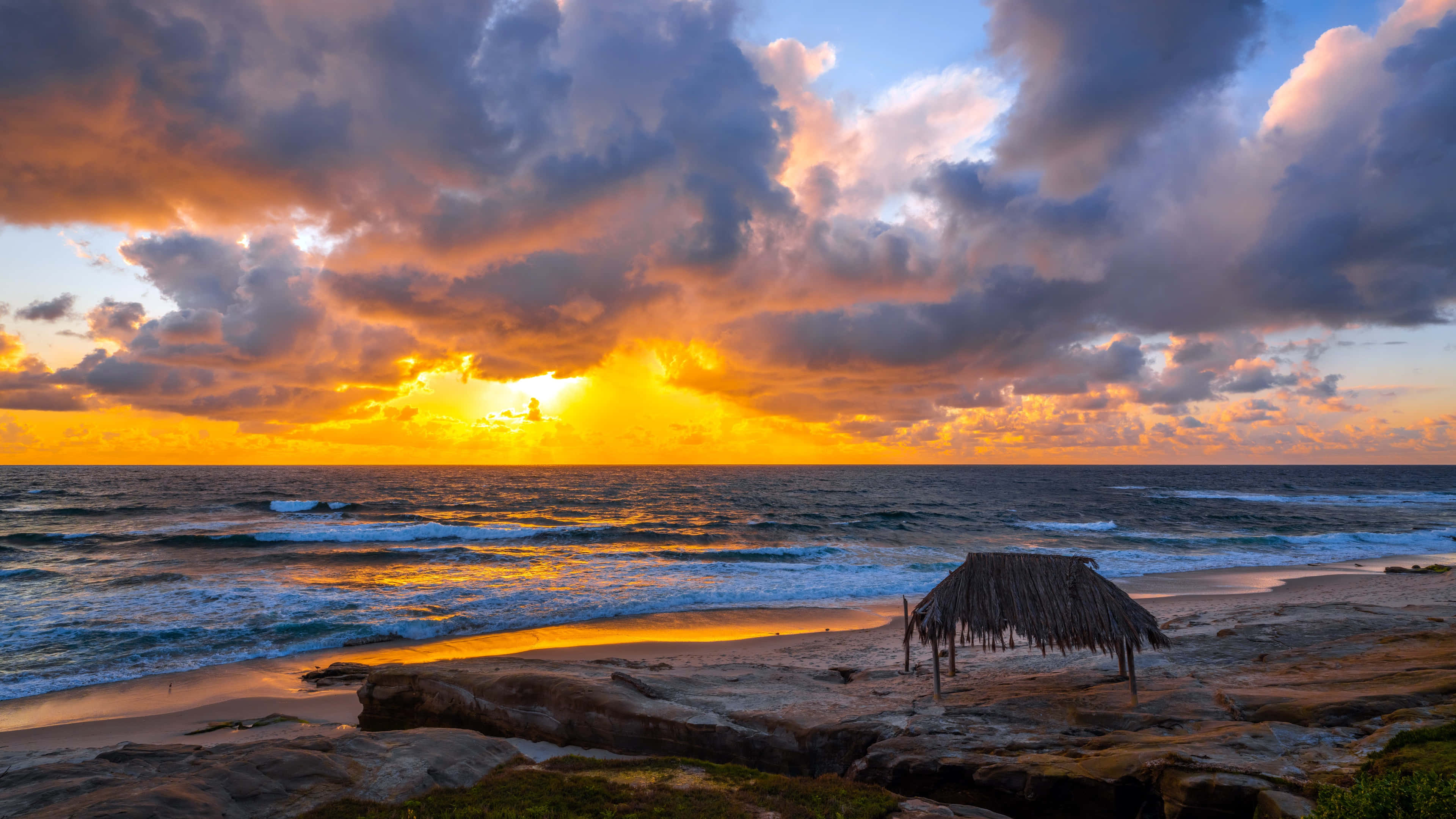 Beach Huts, sunset, rocky beach, 4K Desktop Wallpaper