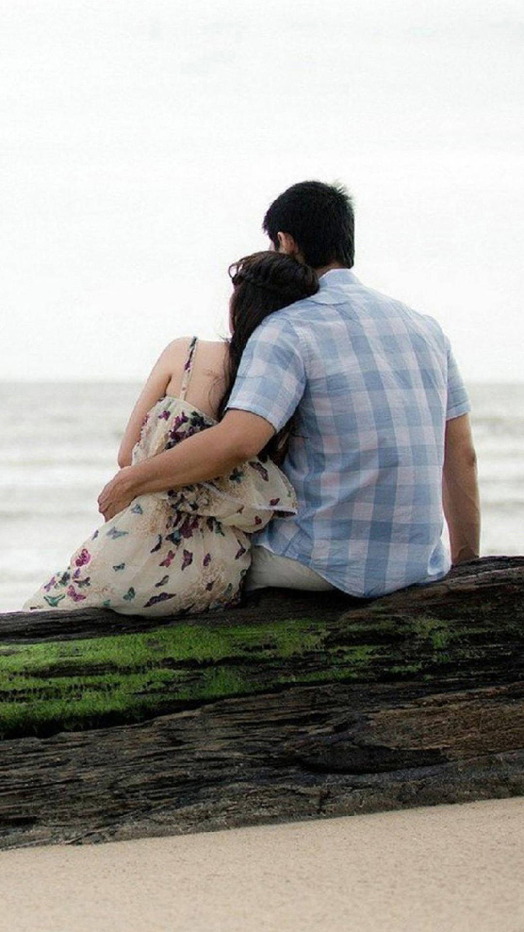 True Love At Beach, mossy log, beach, Full HD Phone Wallpaper