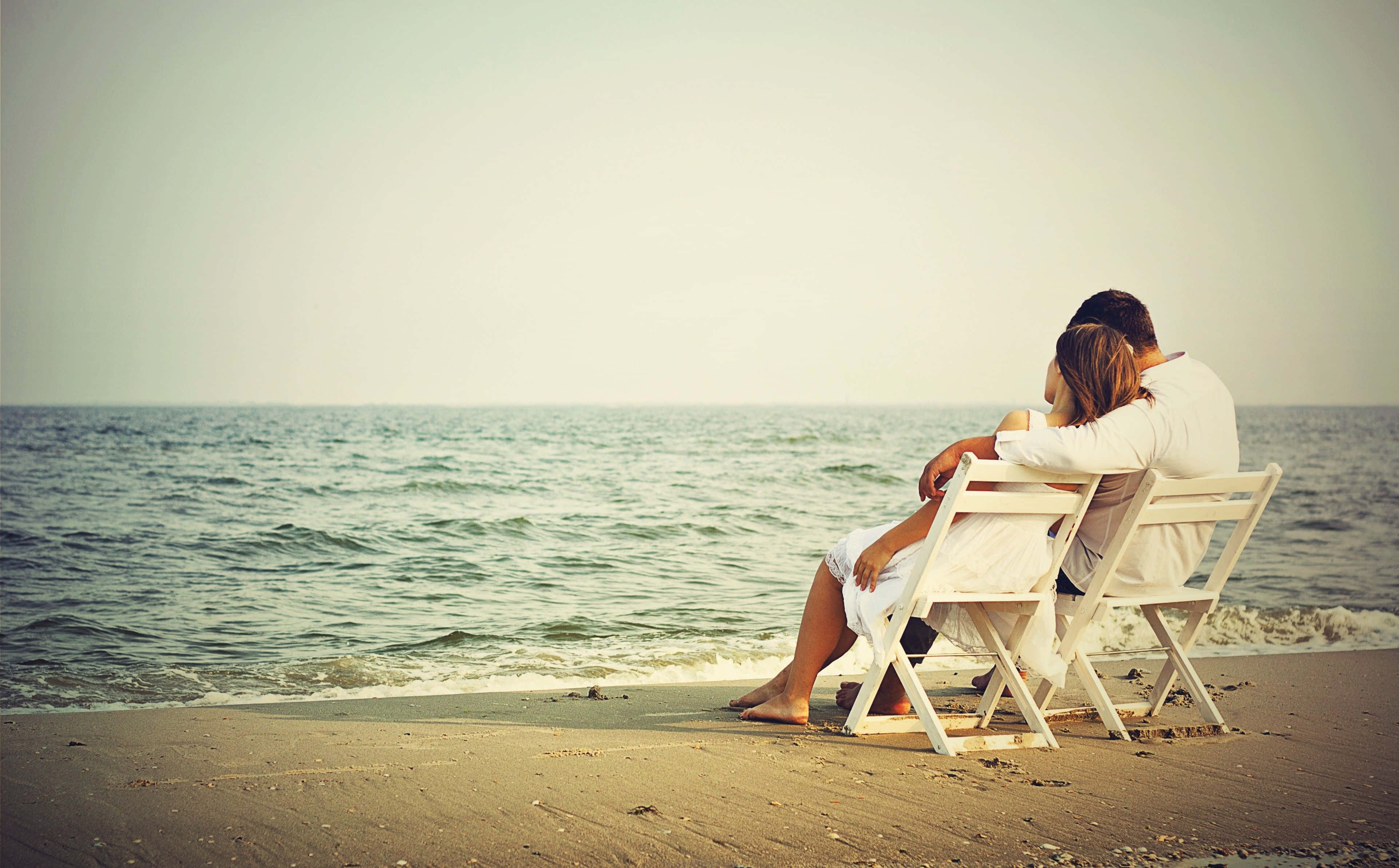 beach lovers, sandy beach, white chairs, 4K Desktop Wallpaper