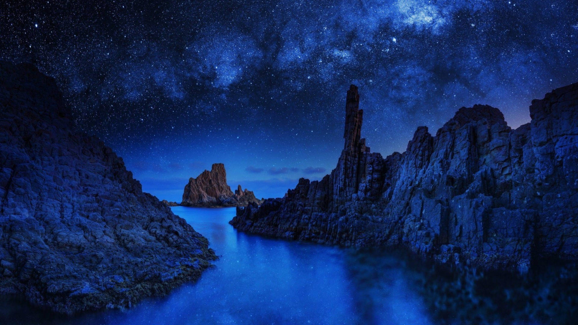 Starry Beach Night Area, starry night sky, blue waterway, Full HD Desktop Wallpaper