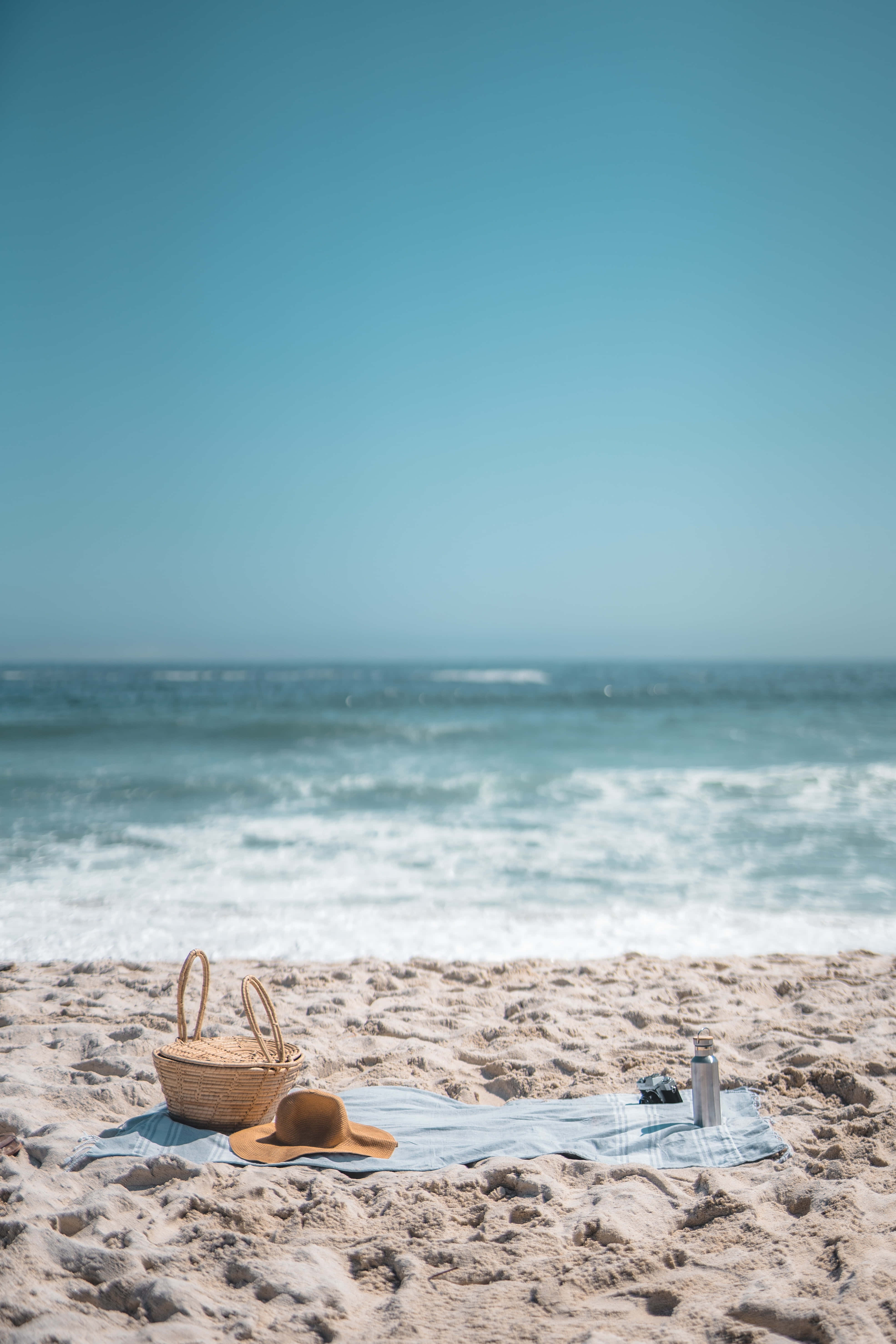 Beach Picnic, wicker basket, straw hat, 5K Phone Wallpaper