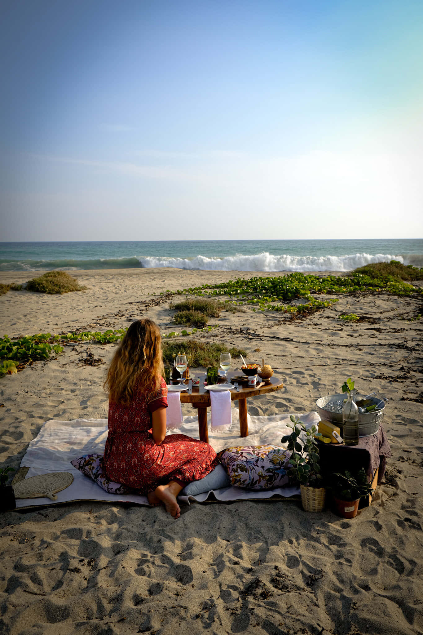 beach picnic, red dress, beach blanket, Full HD Phone Wallpaper