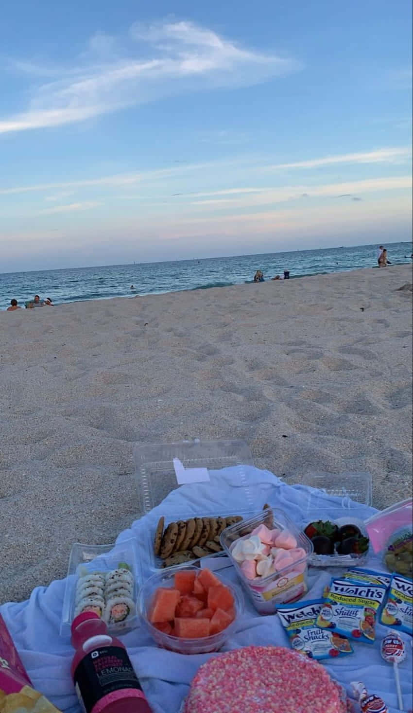 beach picnic, sunset, blue towel, HD Phone Wallpaper