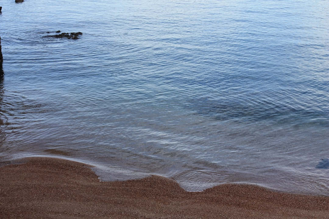 beach sand, 1080 x 720, reddish-brown pebble beach, SD Desktop Wallpaper