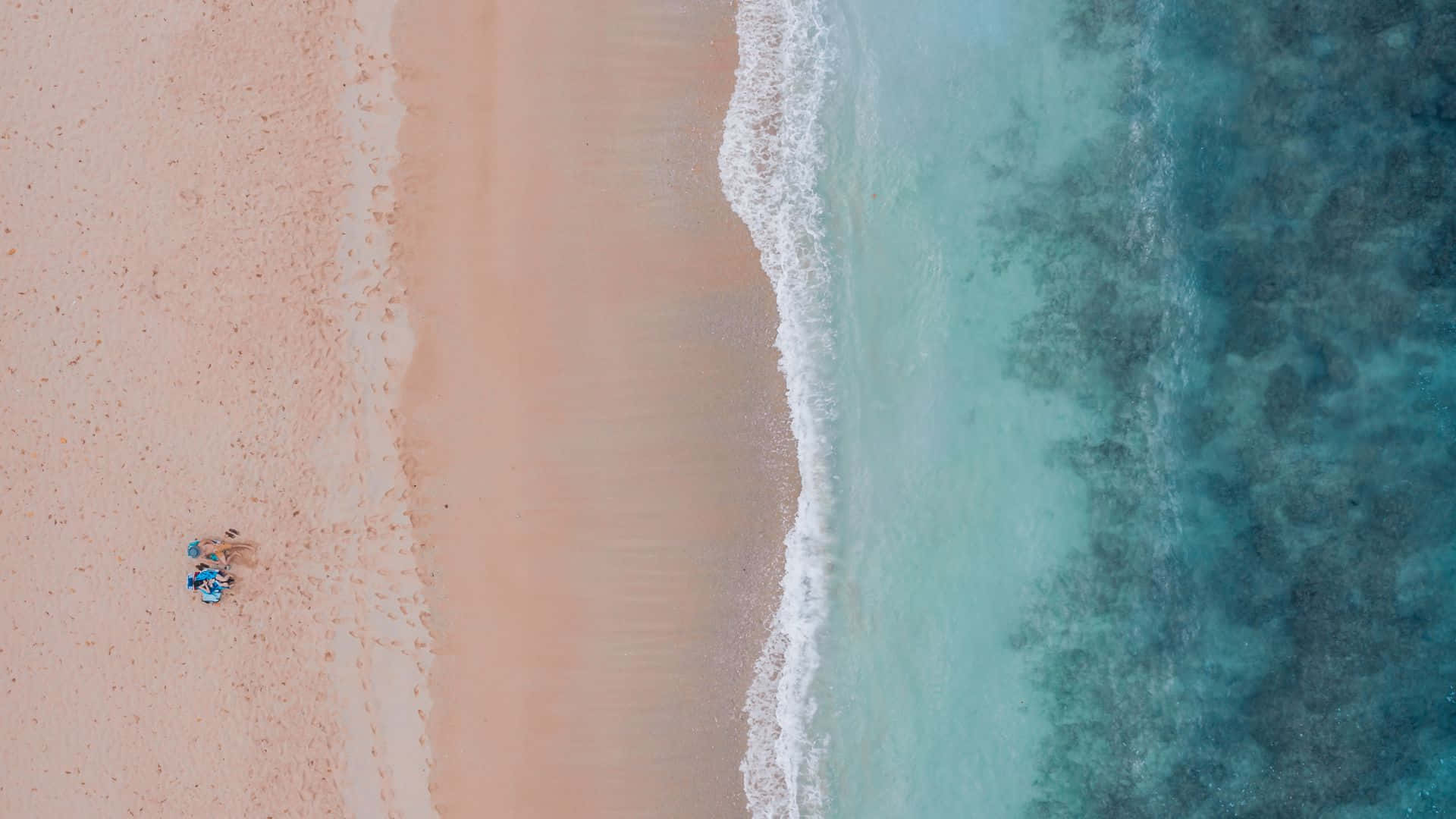 aerial beach scene, pink sand beach, turquoise waves, Full HD Desktop Wallpaper