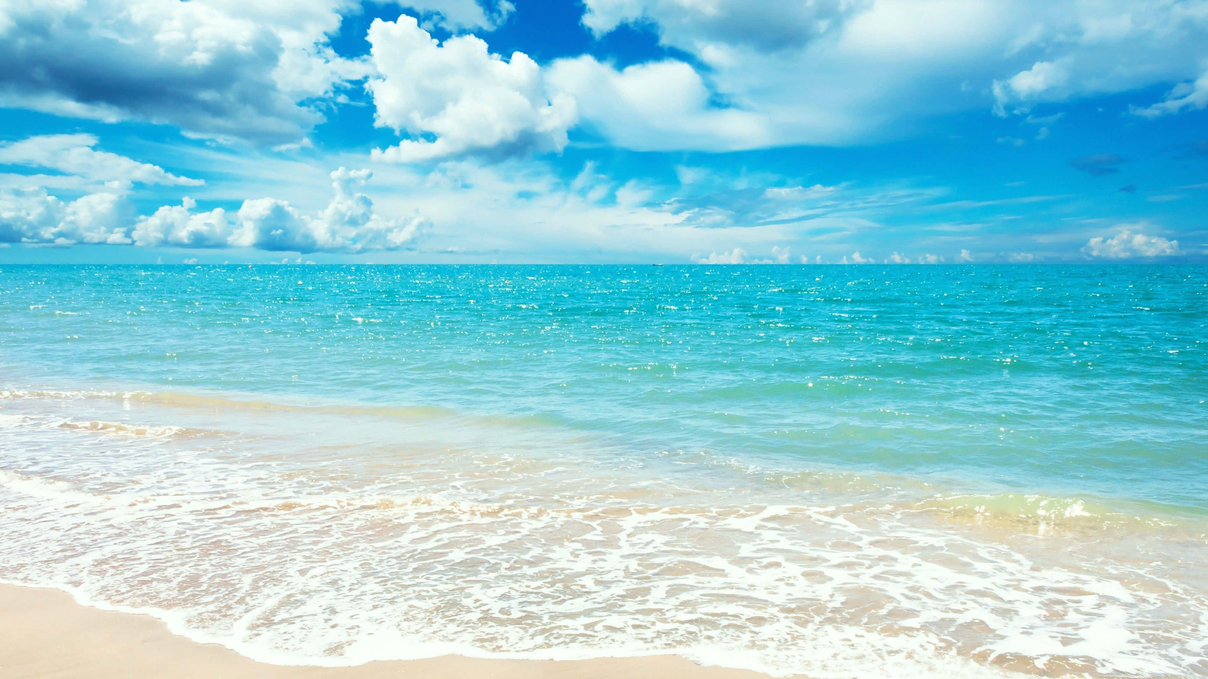 Endless Beach Sky, turquoise waves, golden sandy beach, 4K Desktop Wallpaper