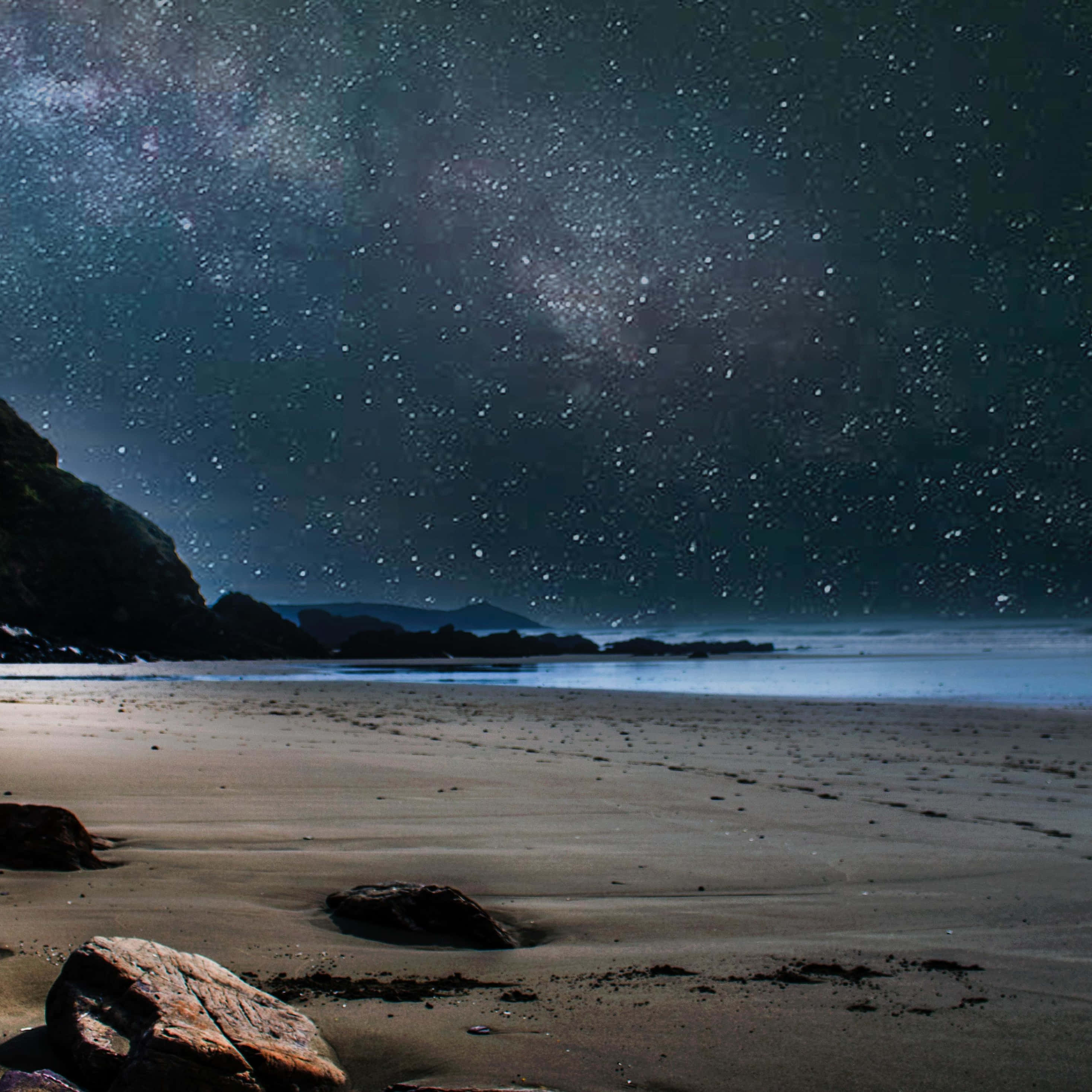 Milky Way, starry night sky, quiet beach, 2K Desktop Wallpaper