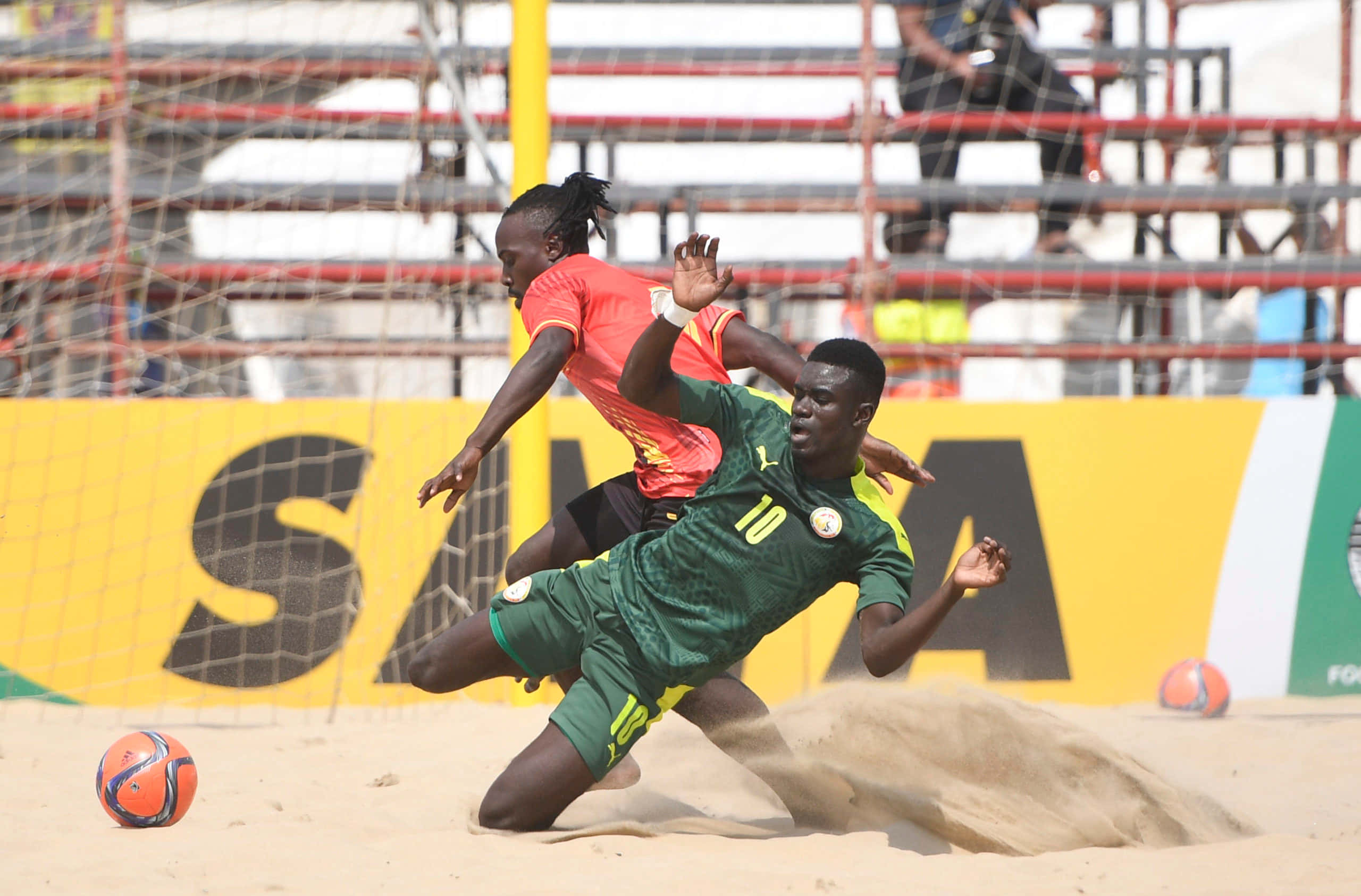 beach soccer, sunlit sand, stadium stands, 2K Desktop Wallpaper