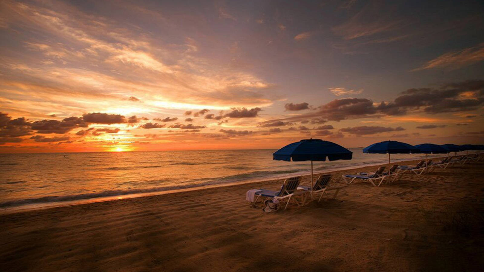 Golden Sunset Beach Desktop, fiery orange, purple, HD Desktop Wallpaper