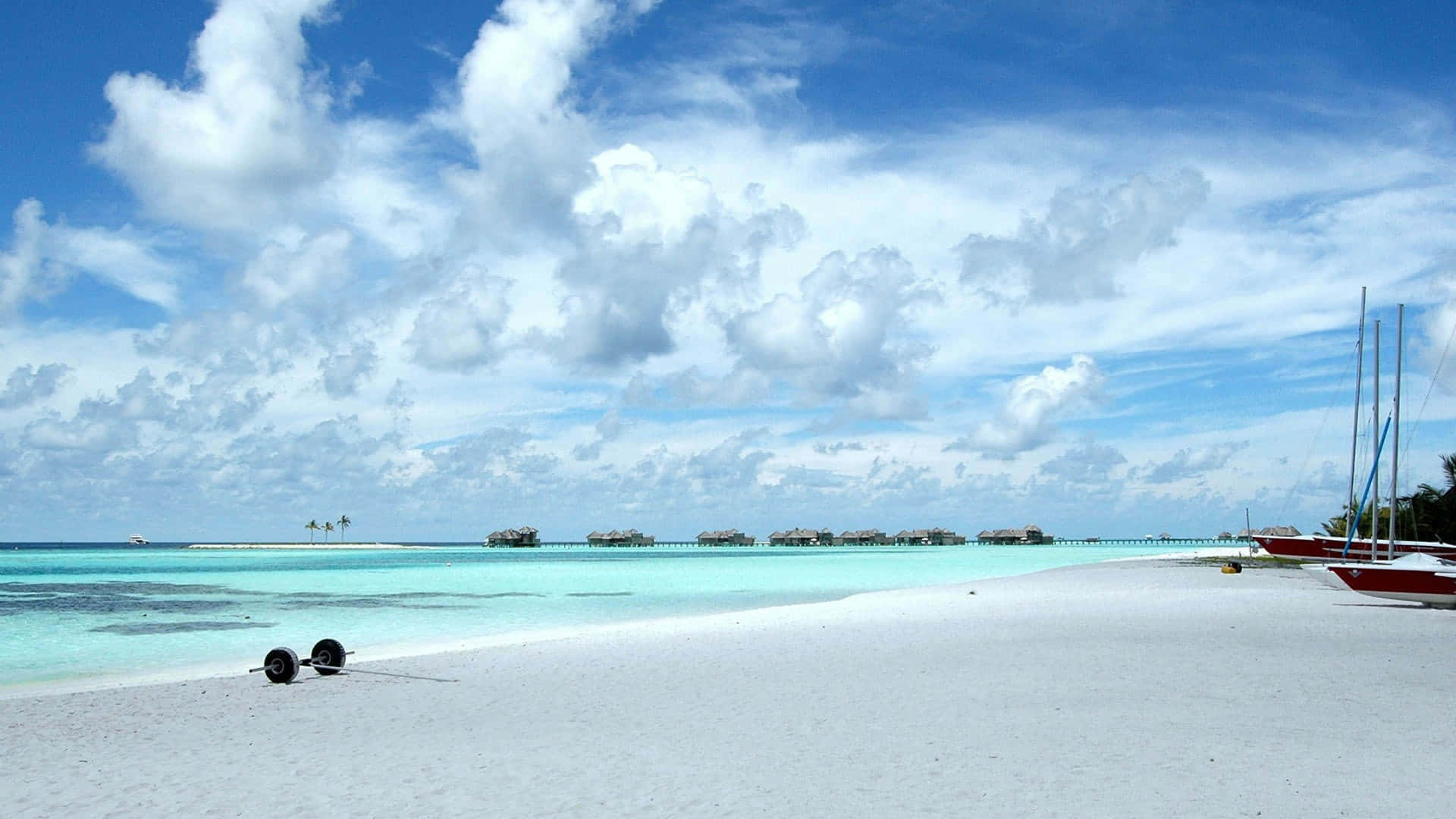 white sand beach, turquoise waters, overwater bungalows, Full HD Desktop Wallpaper