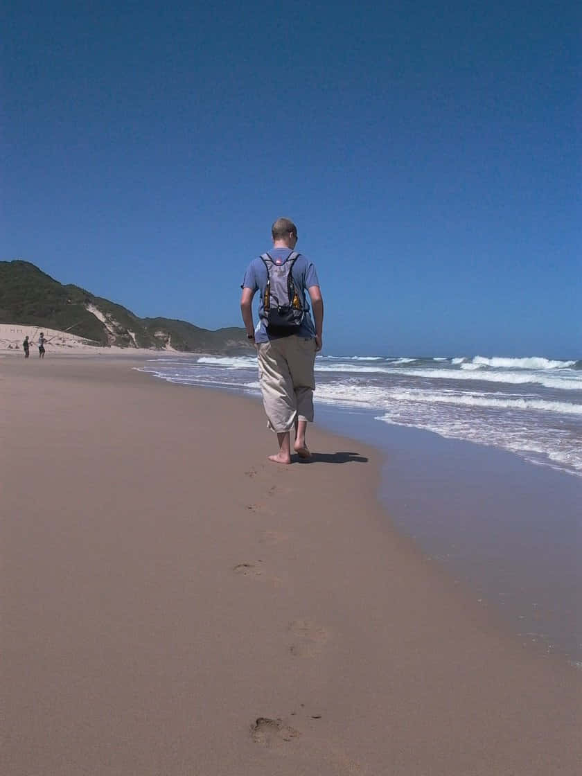 beach walk, sandy beach shoreline, clear blue sky, SD Phone Wallpaper