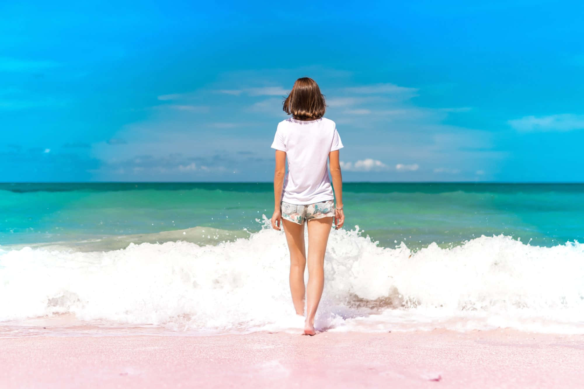 Beach Walk, pink sand, turquoise waves, Full HD Desktop Wallpaper