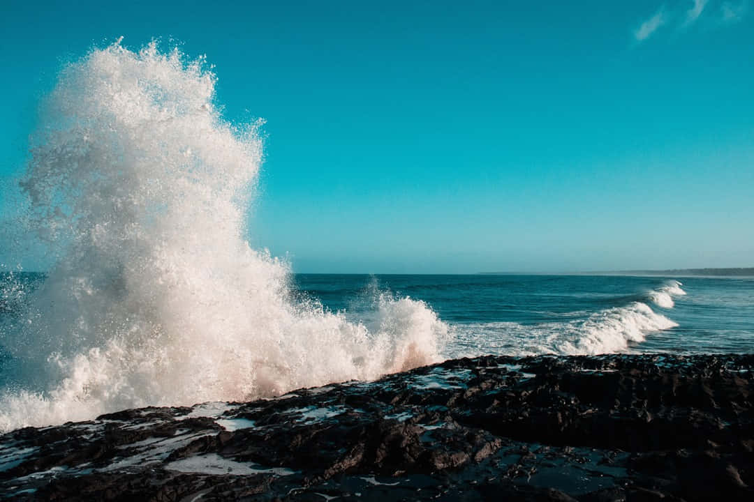 Beach Waves, 1080 x 720, ocean wave, SD Desktop Wallpaper