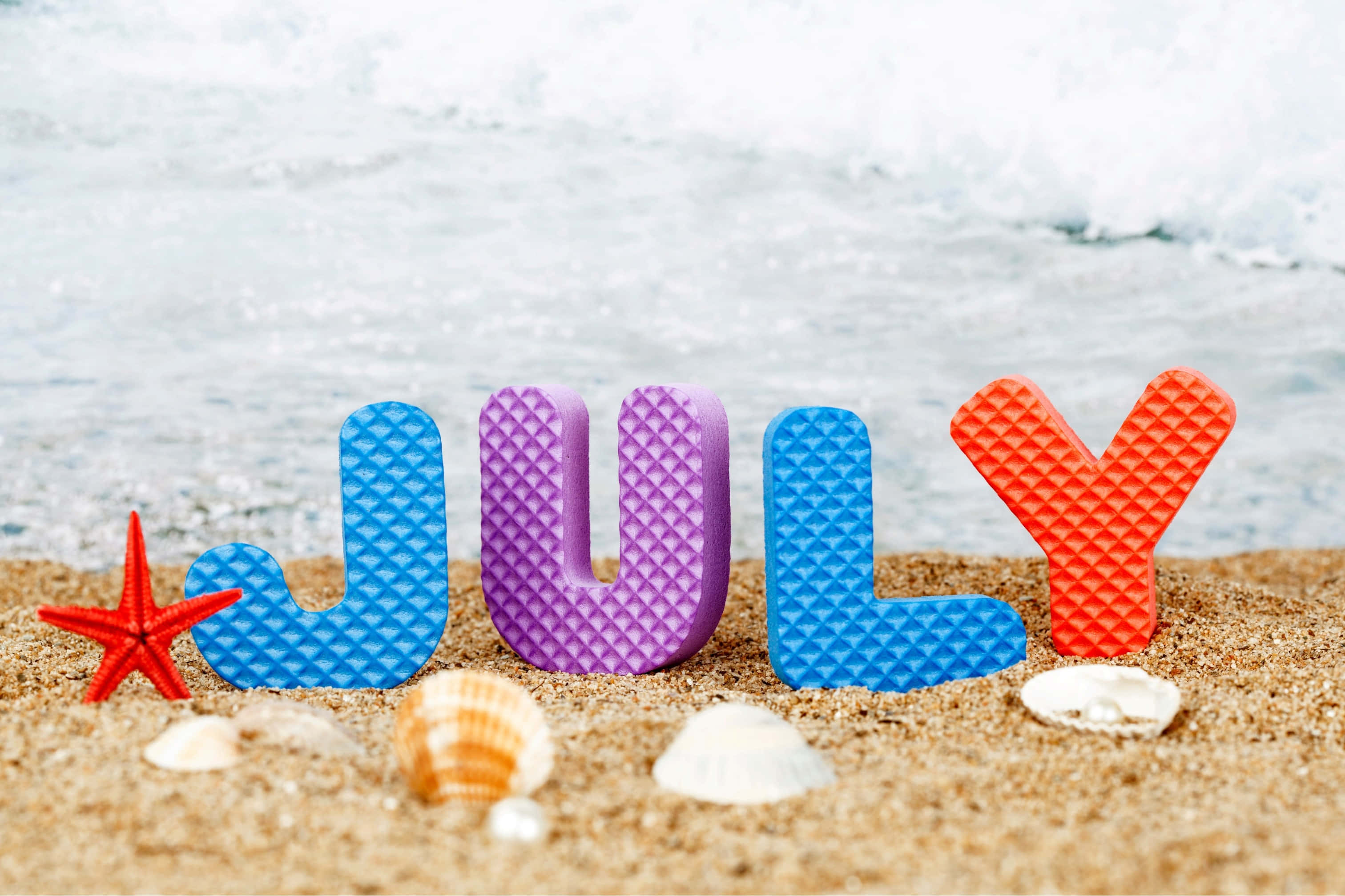 Colorful July, sand, shells, 2K Desktop Wallpaper