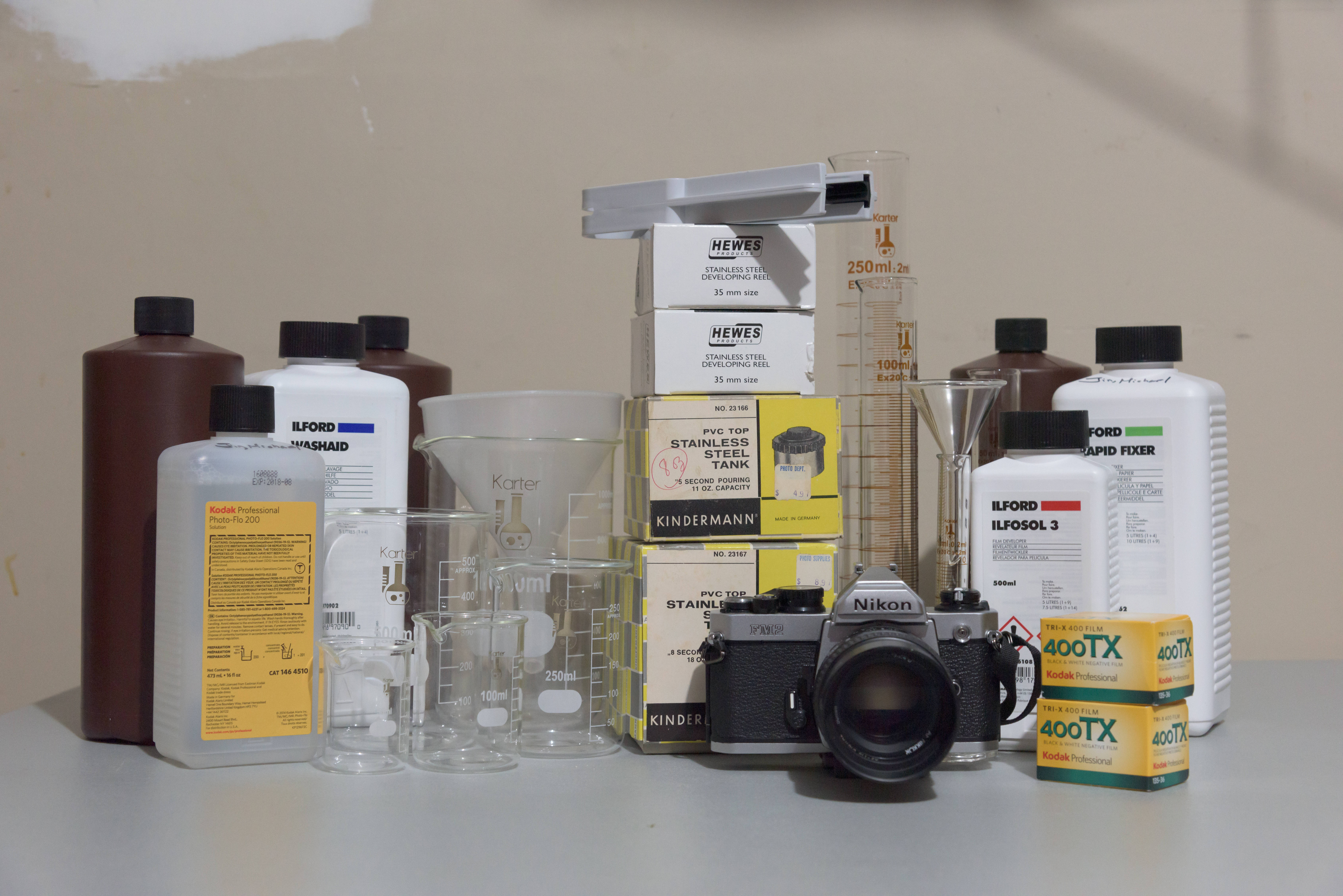Beaker, vintage film photography equipment, chemicals, 5K Desktop Wallpaper
