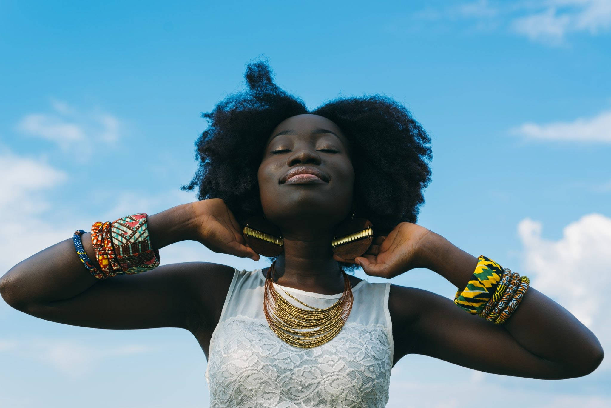 beautiful black woman, afro hair, colorful beaded jewelry, Full HD Desktop Wallpaper