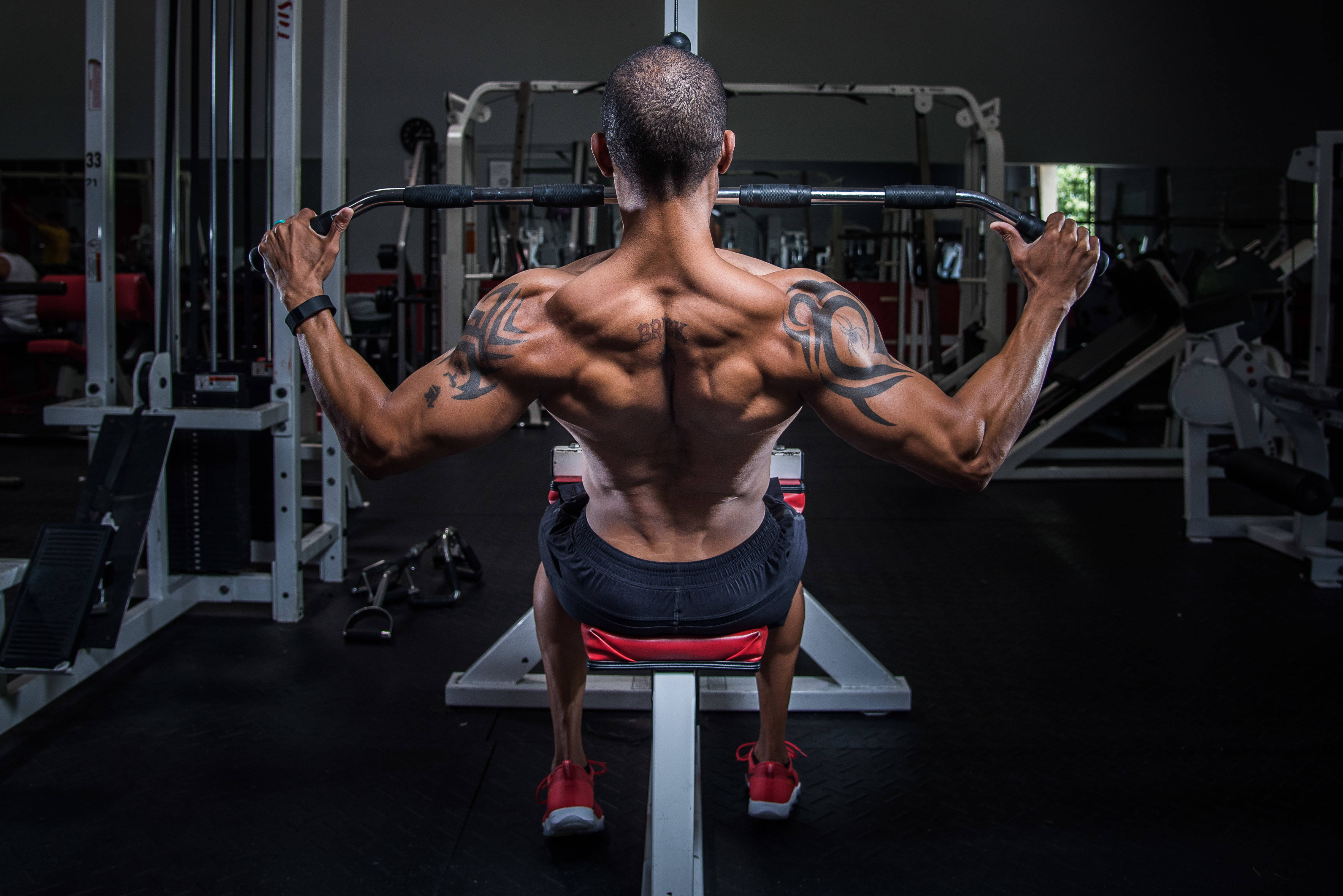man, back muscles, tattoos, 4K Desktop Wallpaper