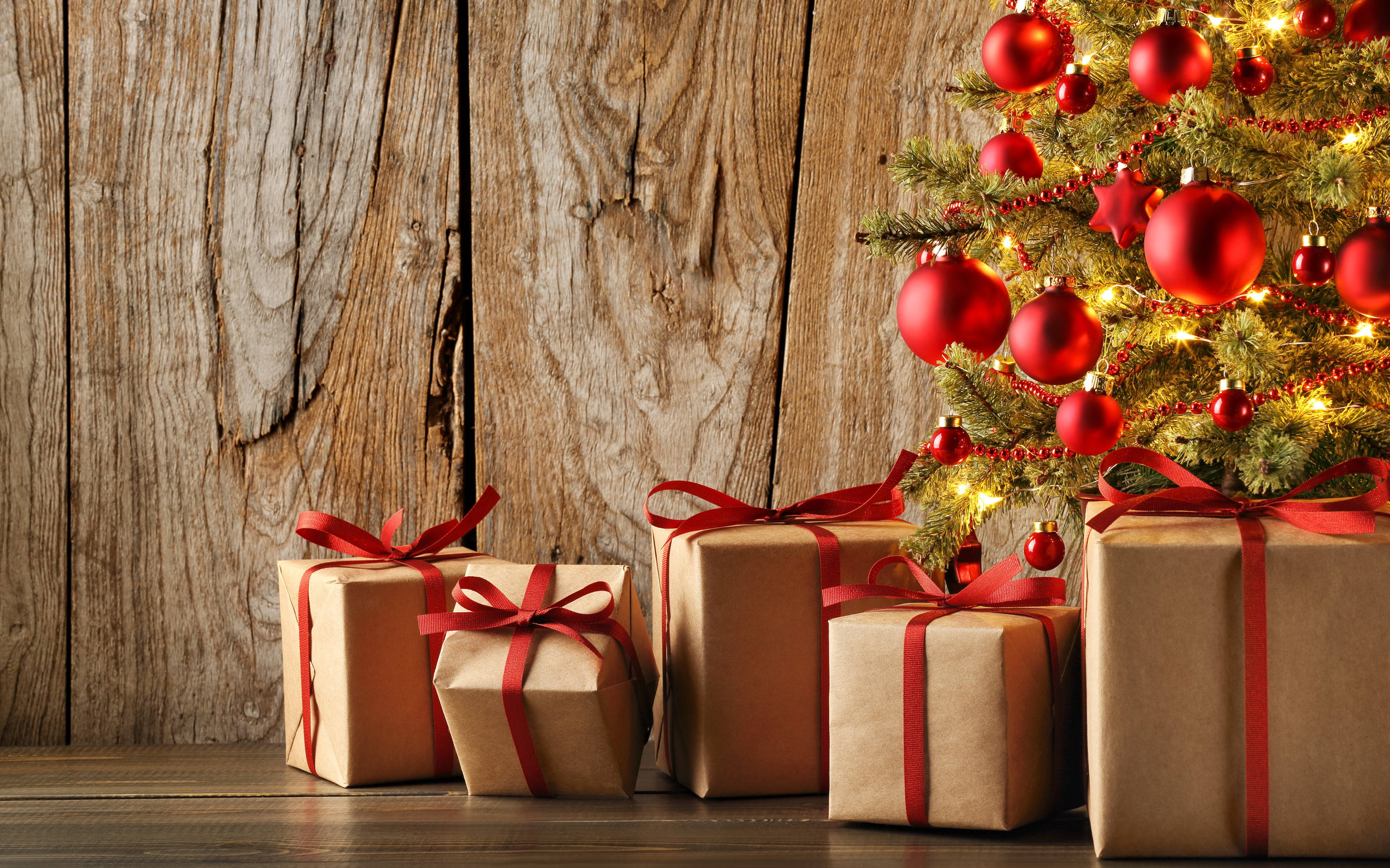 kraft paper, Christmas tree, red ornaments, 4K Desktop Wallpaper