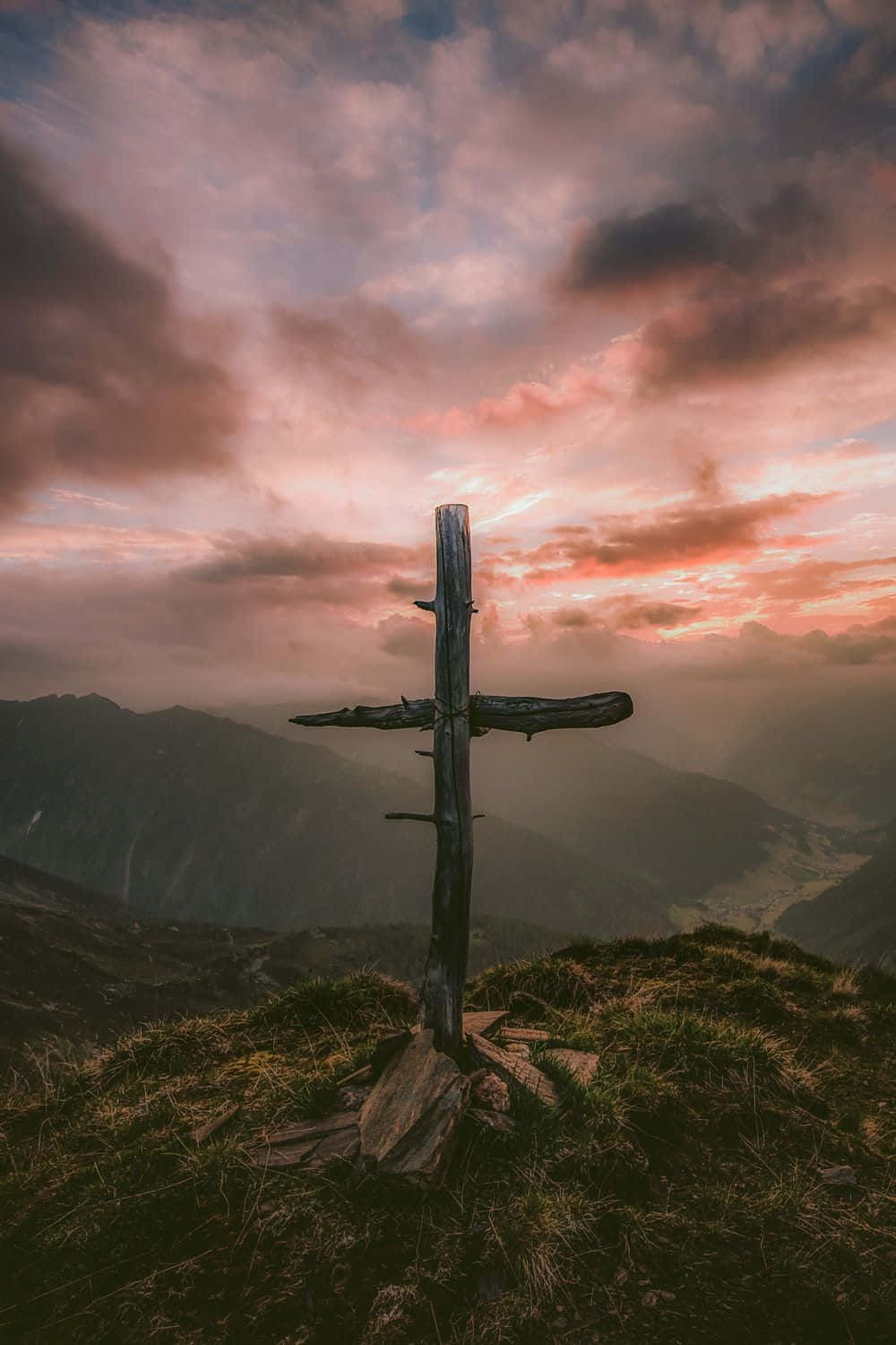 wooden cross, mountain ridge, pink and purple sunset sky, HD Phone Wallpaper