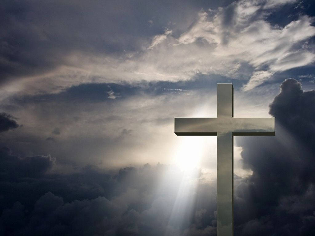 stark silver cross, dramatic sky, sunbeams, SD Desktop Wallpaper