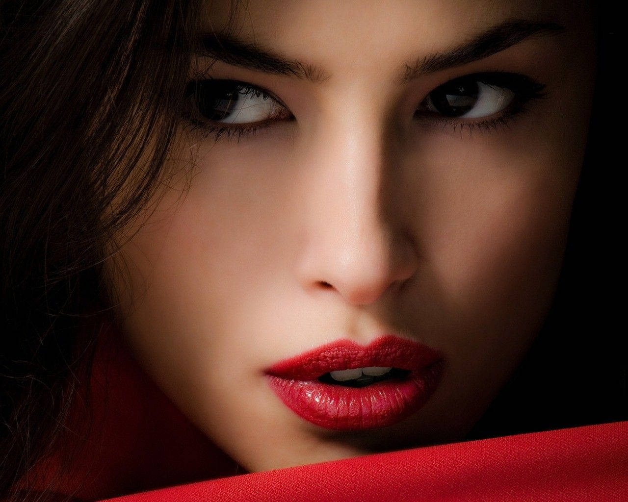 beautiful face, fierce stare, intense gaze, HD Desktop Wallpaper