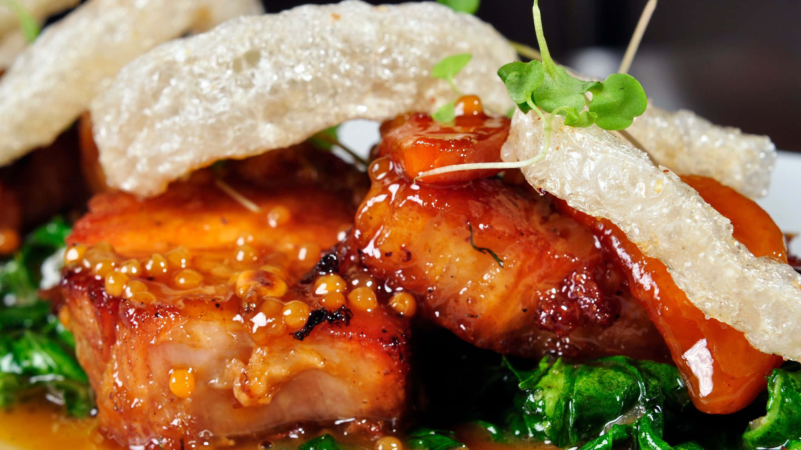 glazed meat pieces, crispy fried wonton strips, fresh microgreens, 2K Desktop Wallpaper
