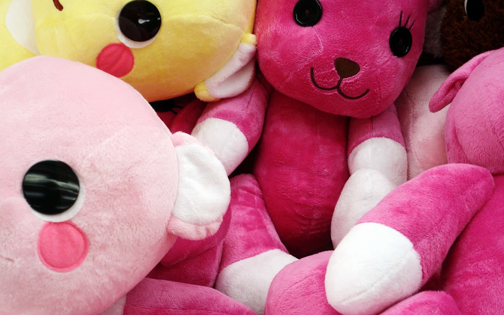 colorful plush toys, big black eyes, soft pink yellow and brown fur, Full HD Desktop Wallpaper