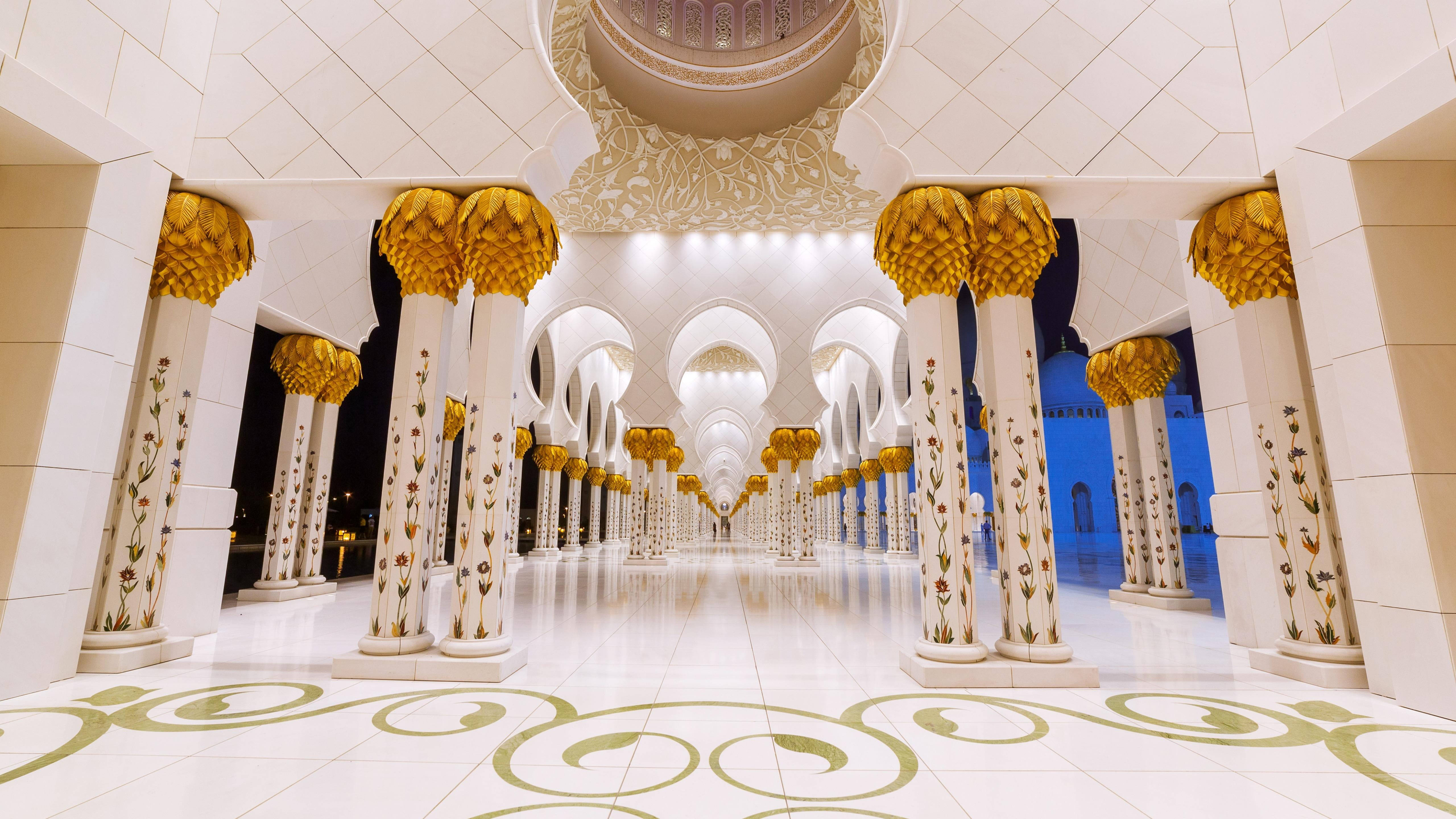 Beautiful Mosque, white marble columns, golden floral capitals, 5K Desktop Wallpaper