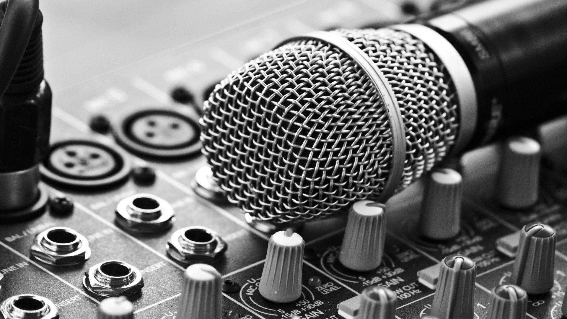 Beautiful Music, microphone, audio mixing console, Full HD Desktop Wallpaper