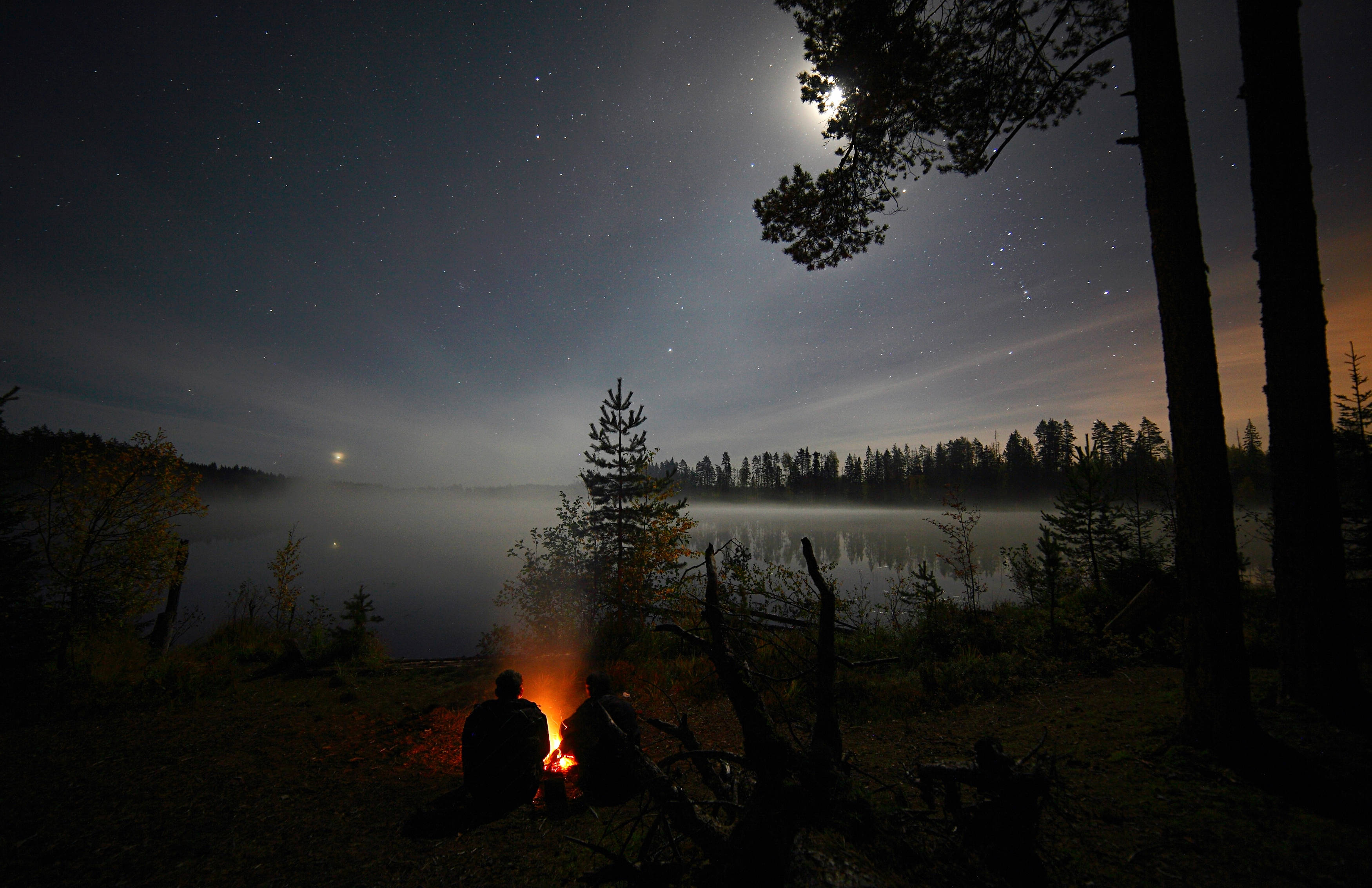starry night sky, glowing campfire, bright moon, 2K Desktop Wallpaper