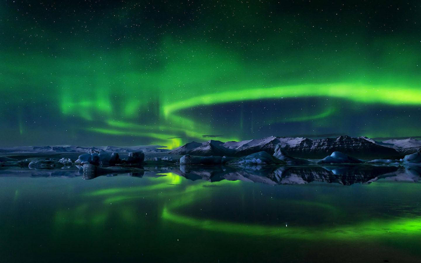 northern lights, aurora borealis, starry night sky, HD Desktop Wallpaper