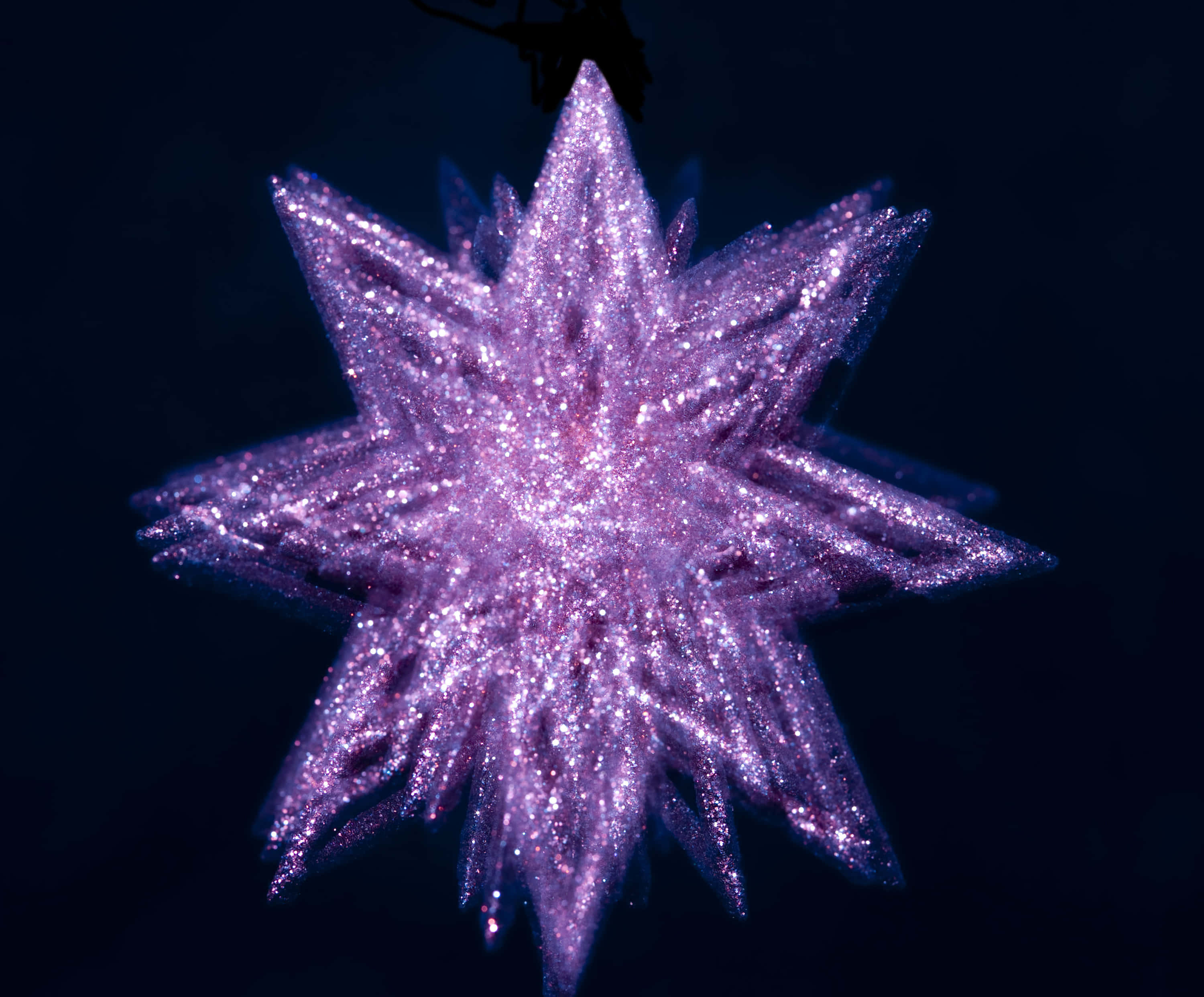 purple star, starry night sky, glittering purple star ornament, 2K Desktop Wallpaper