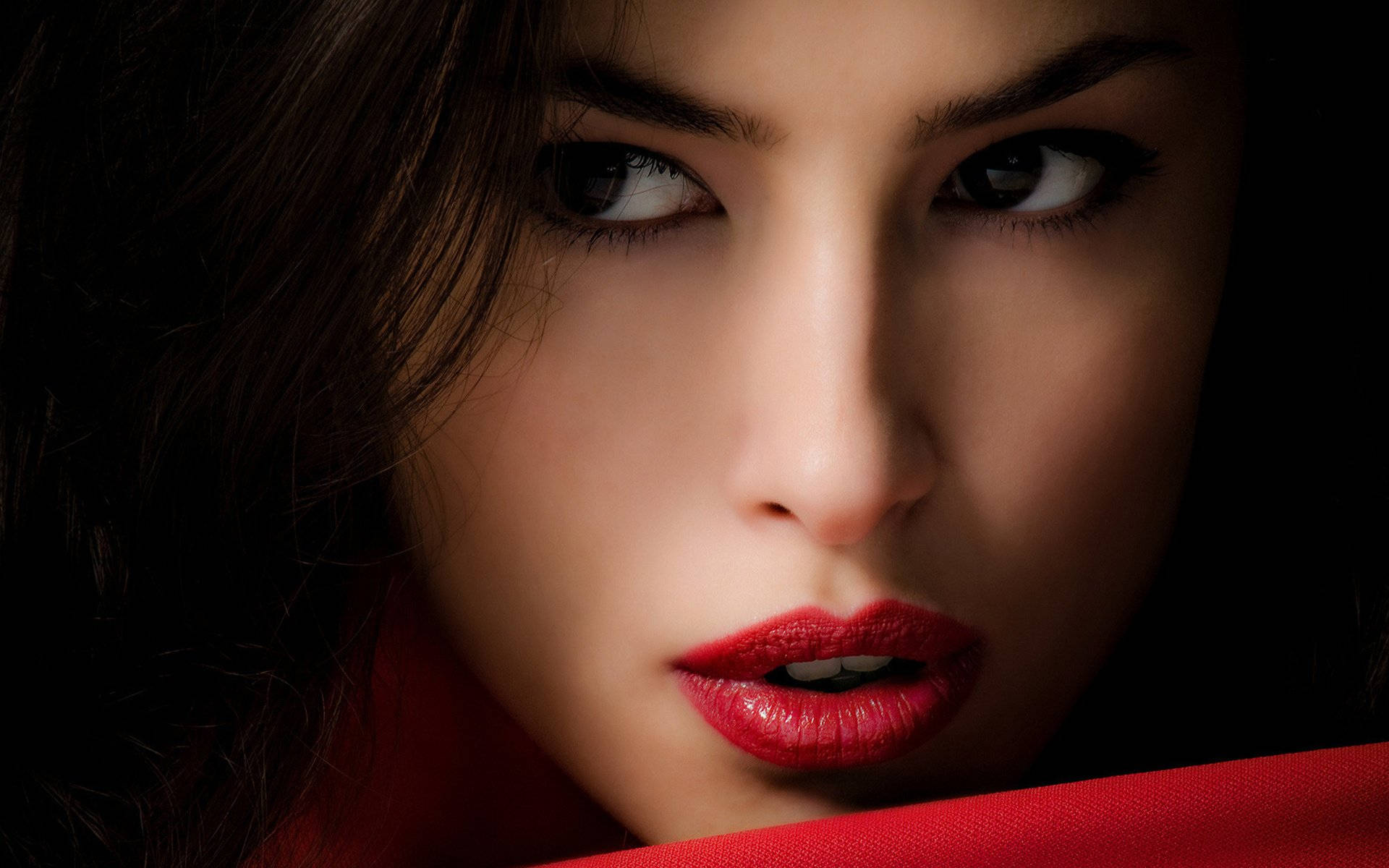 red lips, dark hair, black background, Full HD Desktop Wallpaper