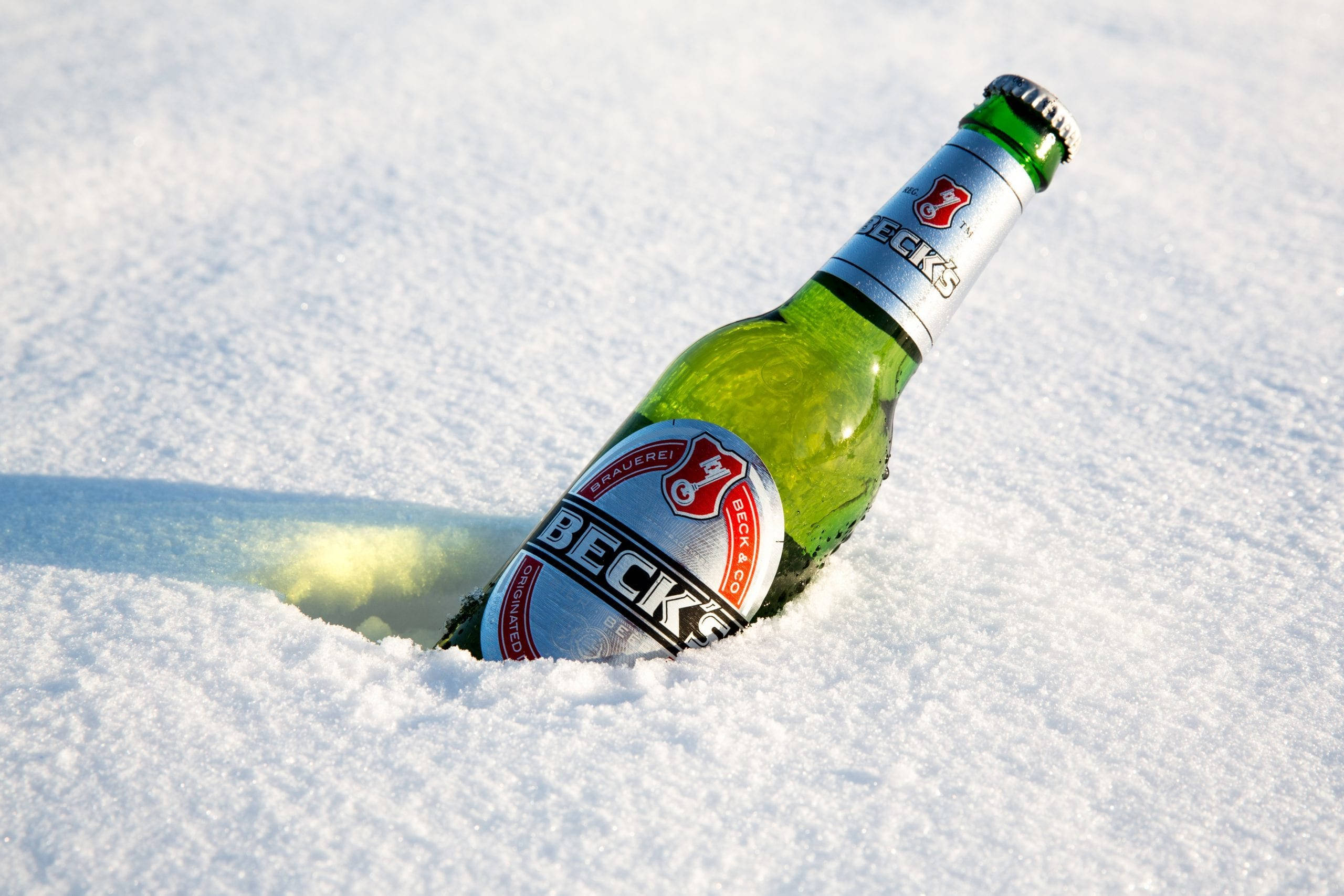 Becks, green, beer bottle, 2K Desktop Wallpaper