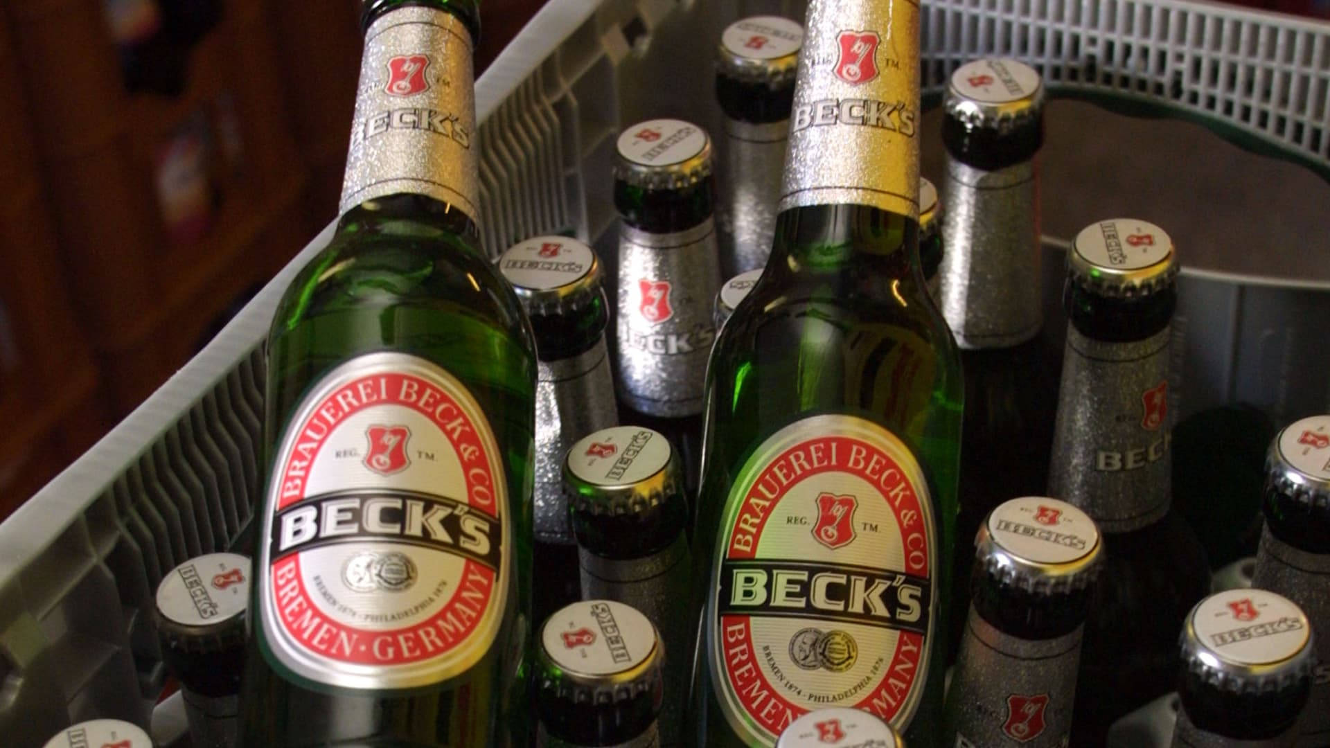 Becks, silver caps, metal cooler tray, Full HD Desktop Wallpaper