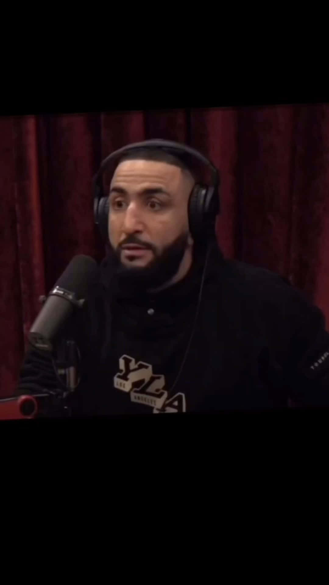 Belal Muhammad, microphone, headphones, Full HD Phone Wallpaper