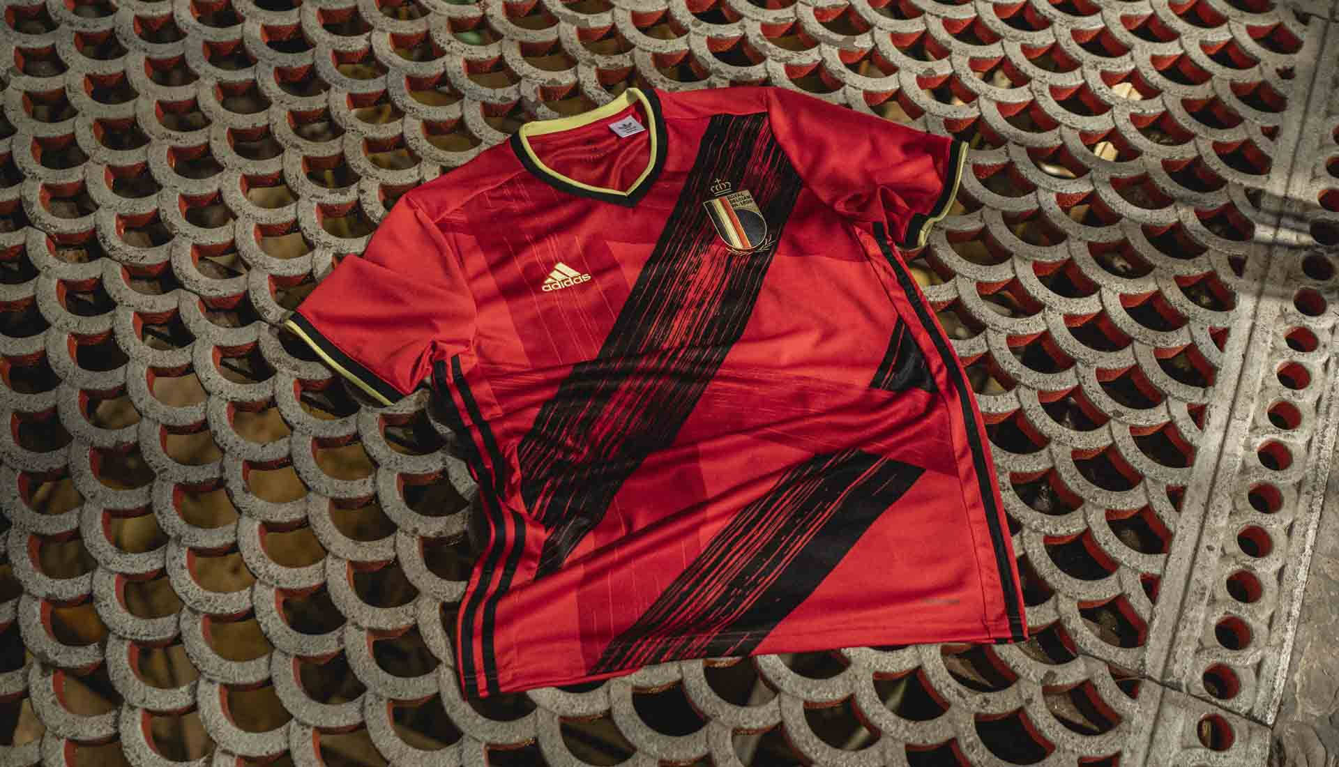 Belgium National Football Team, red jersey, black stripes, Full HD Desktop Wallpaper