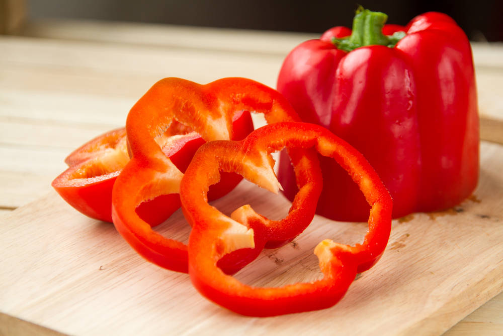 red bell pepper, slices, whole pepper, SD Desktop Wallpaper