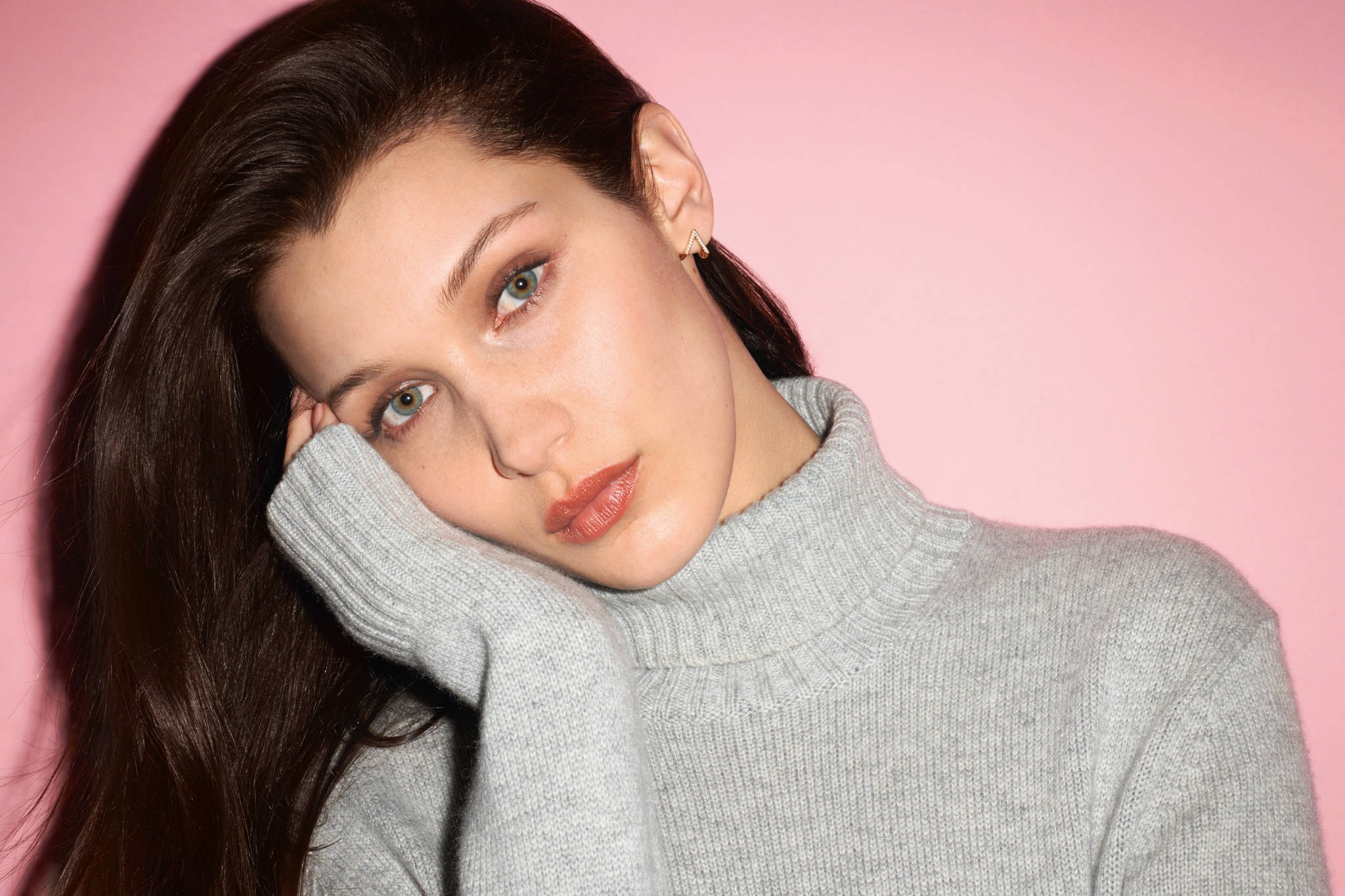 Bella Hadid, long dark hair, soft pink background, Full HD Desktop Wallpaper