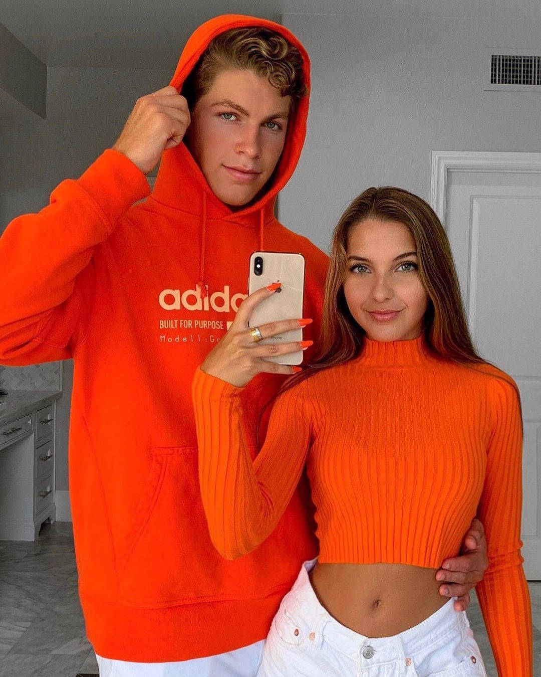 Ben Azelart, matching bright orange outfits, young couple, HD Phone Wallpaper