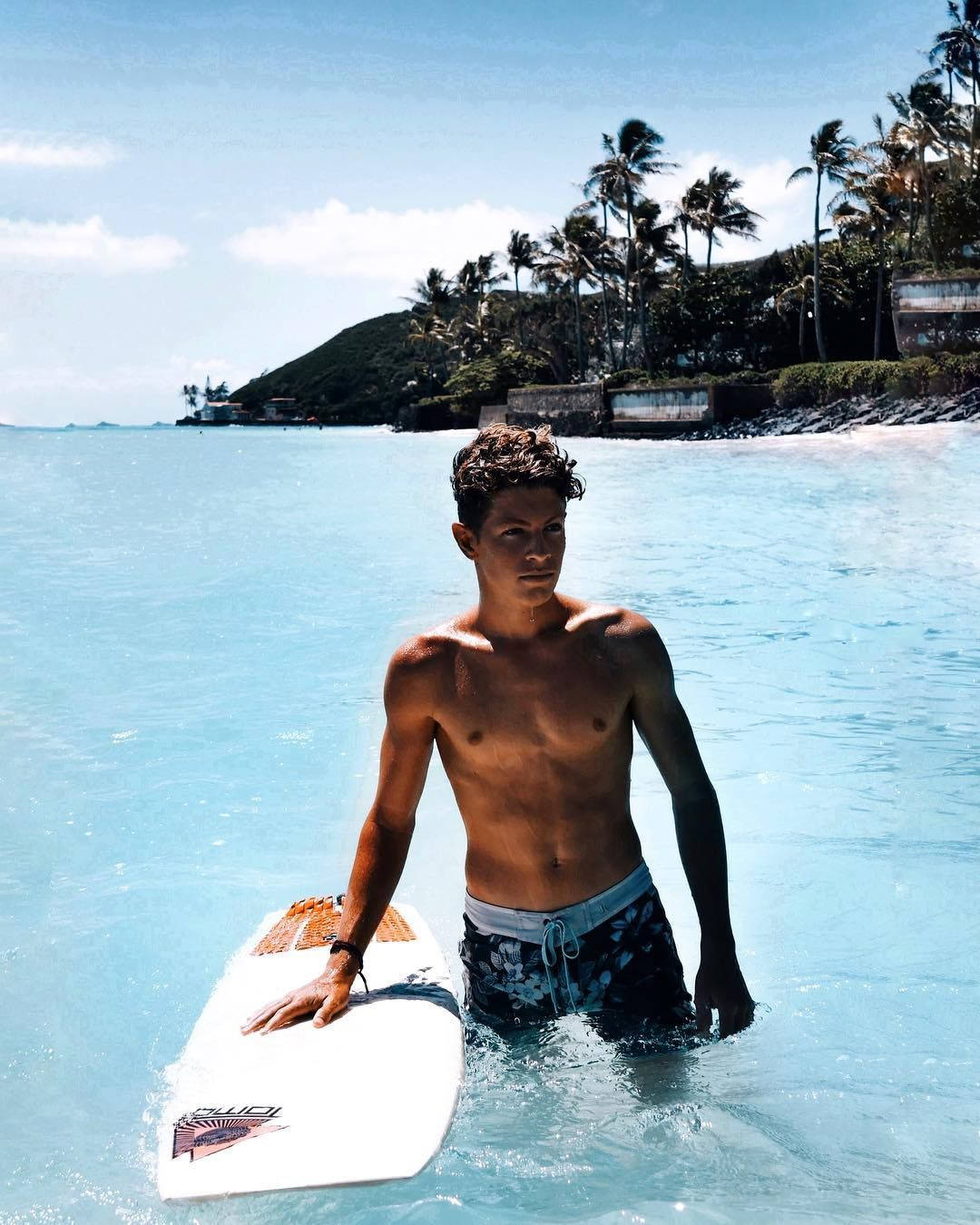 Ben Azelart, surfboard, turquoise water, HD Phone Wallpaper