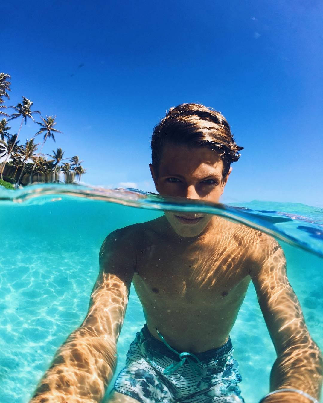 Ben Azelart, turquoise water, palm trees, HD Phone Wallpaper