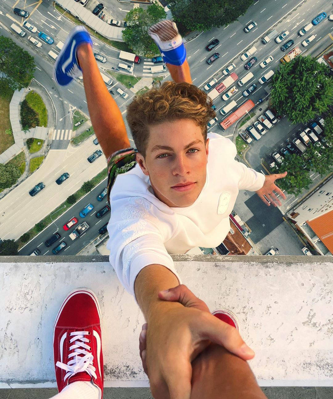 Ben Azelart, red sneakers, ledge, HD Phone Wallpaper